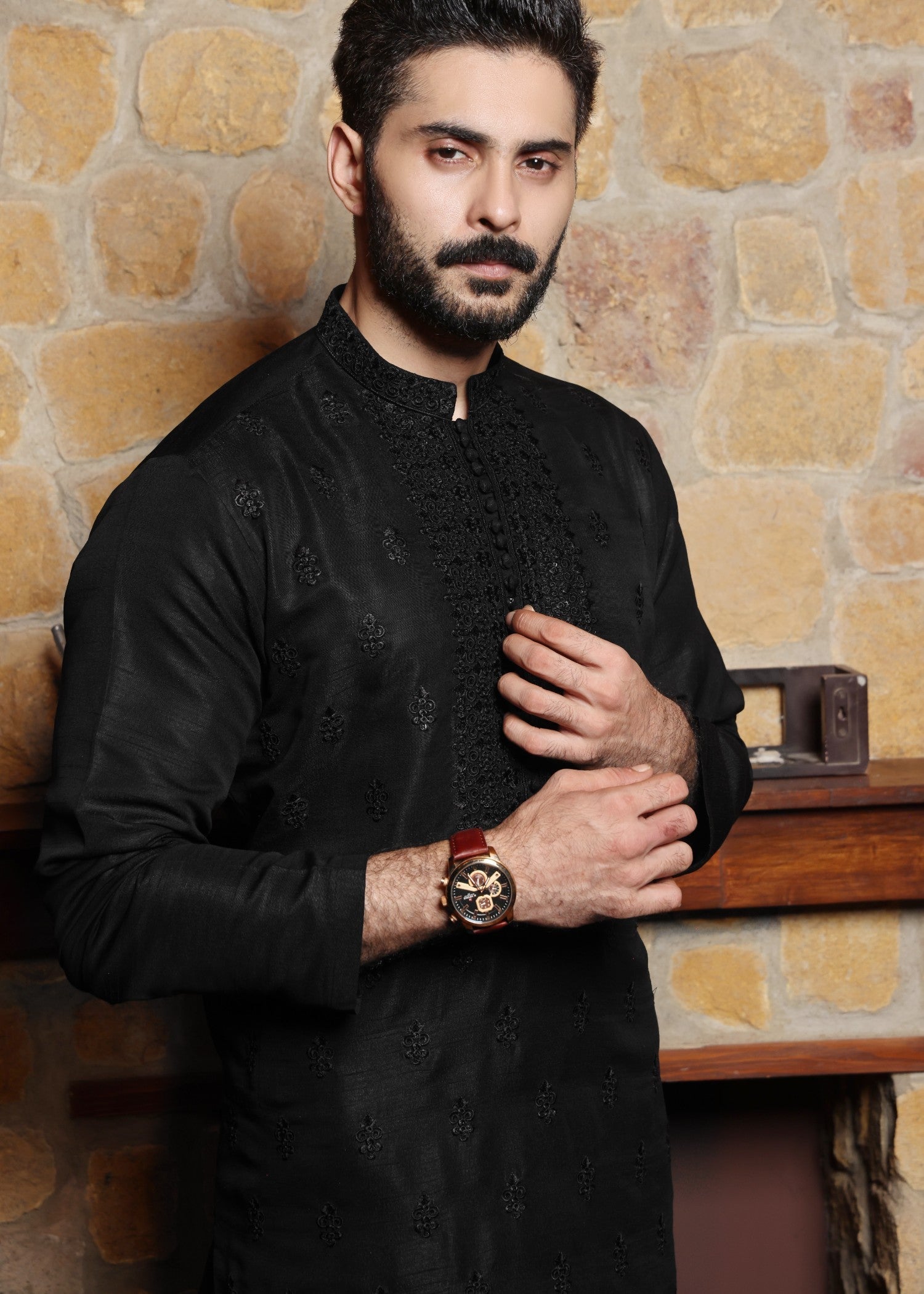 pk raw silk Kurta Set in Black