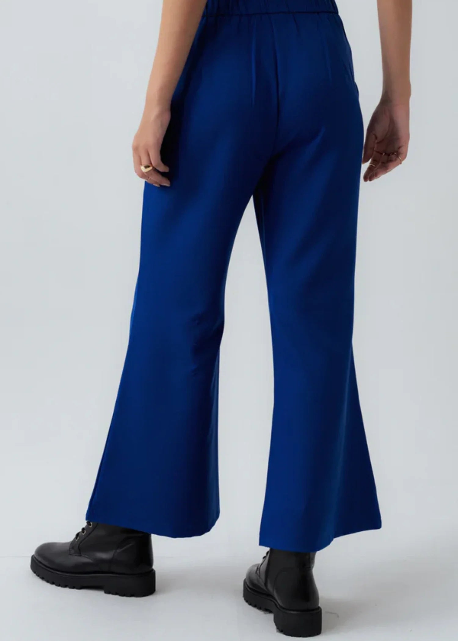 polyester-spandex Pants in Blue