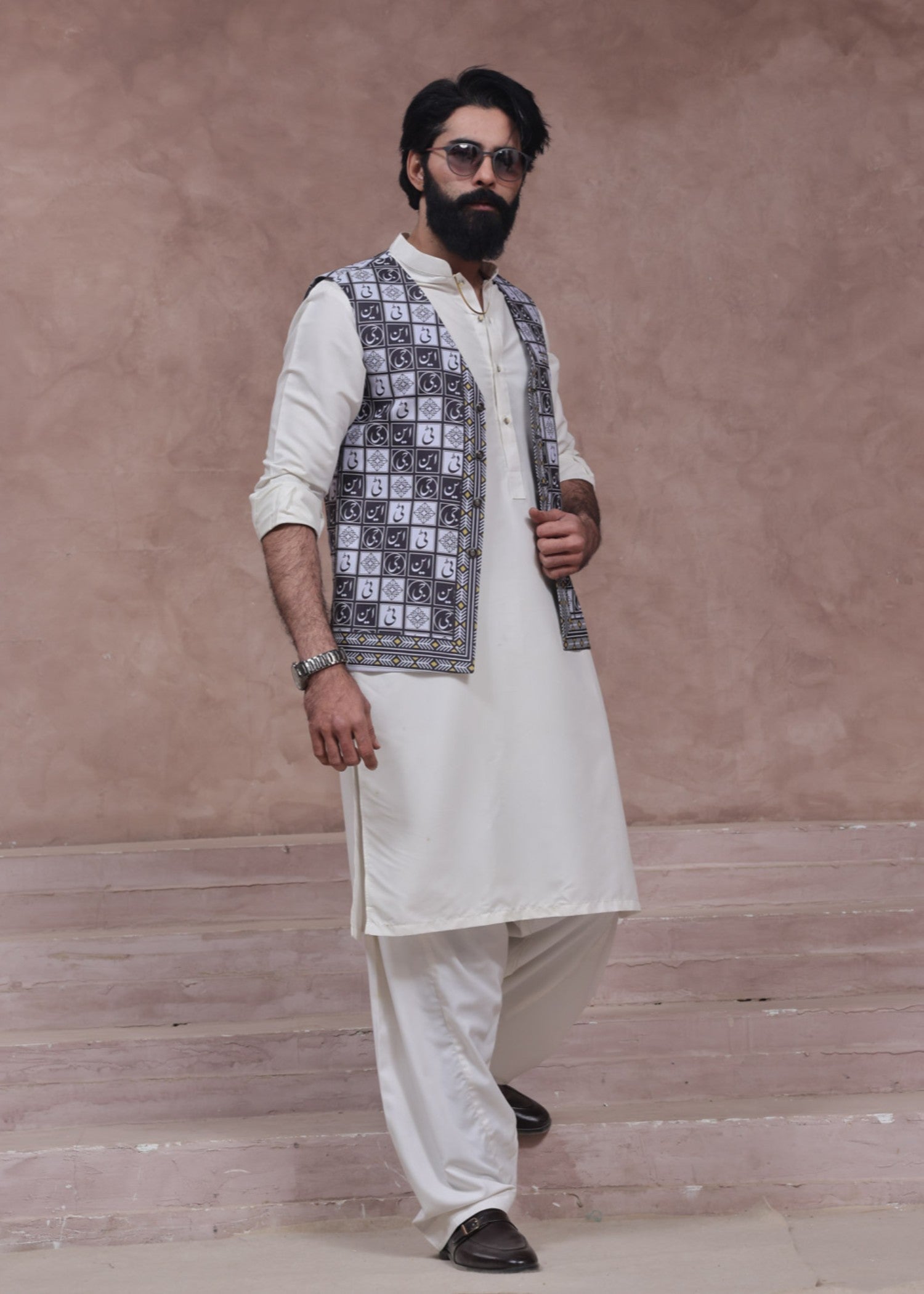blended cambric Waistcoat in Jet black