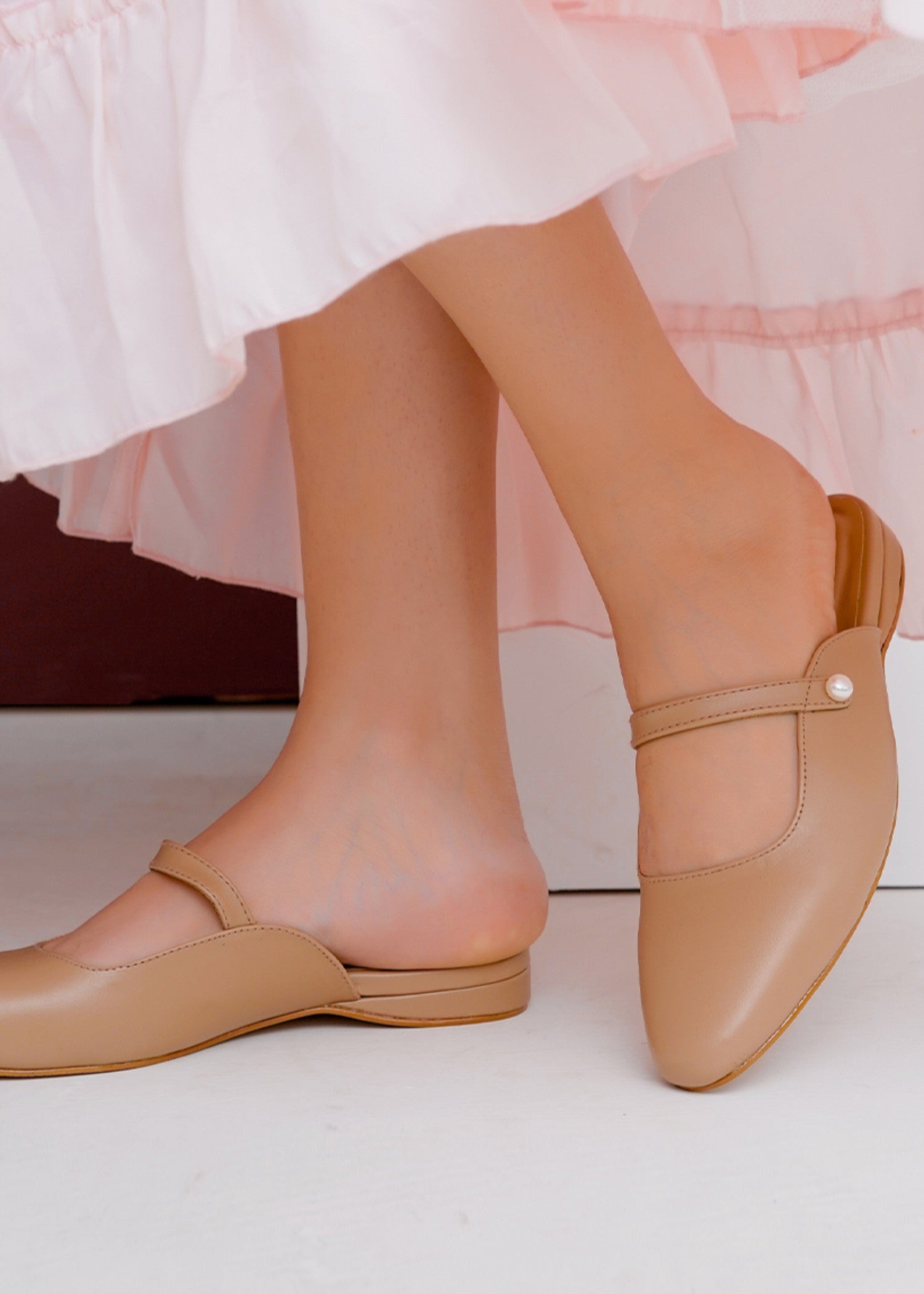 Mules in Beige by - High Quality Women Mules PQH1902