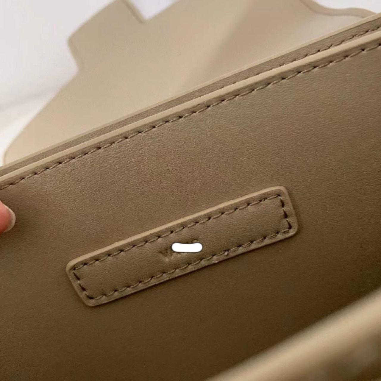 Simple And Versatile Real Cowhide Buckle Small Square Bag