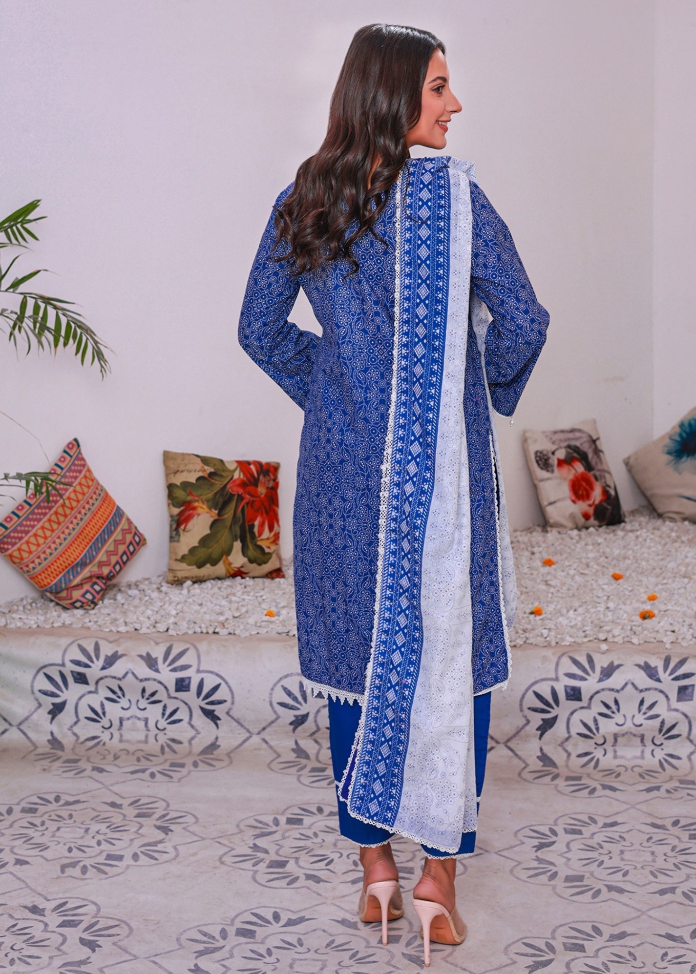 crinkle Unstitched in Royal blue