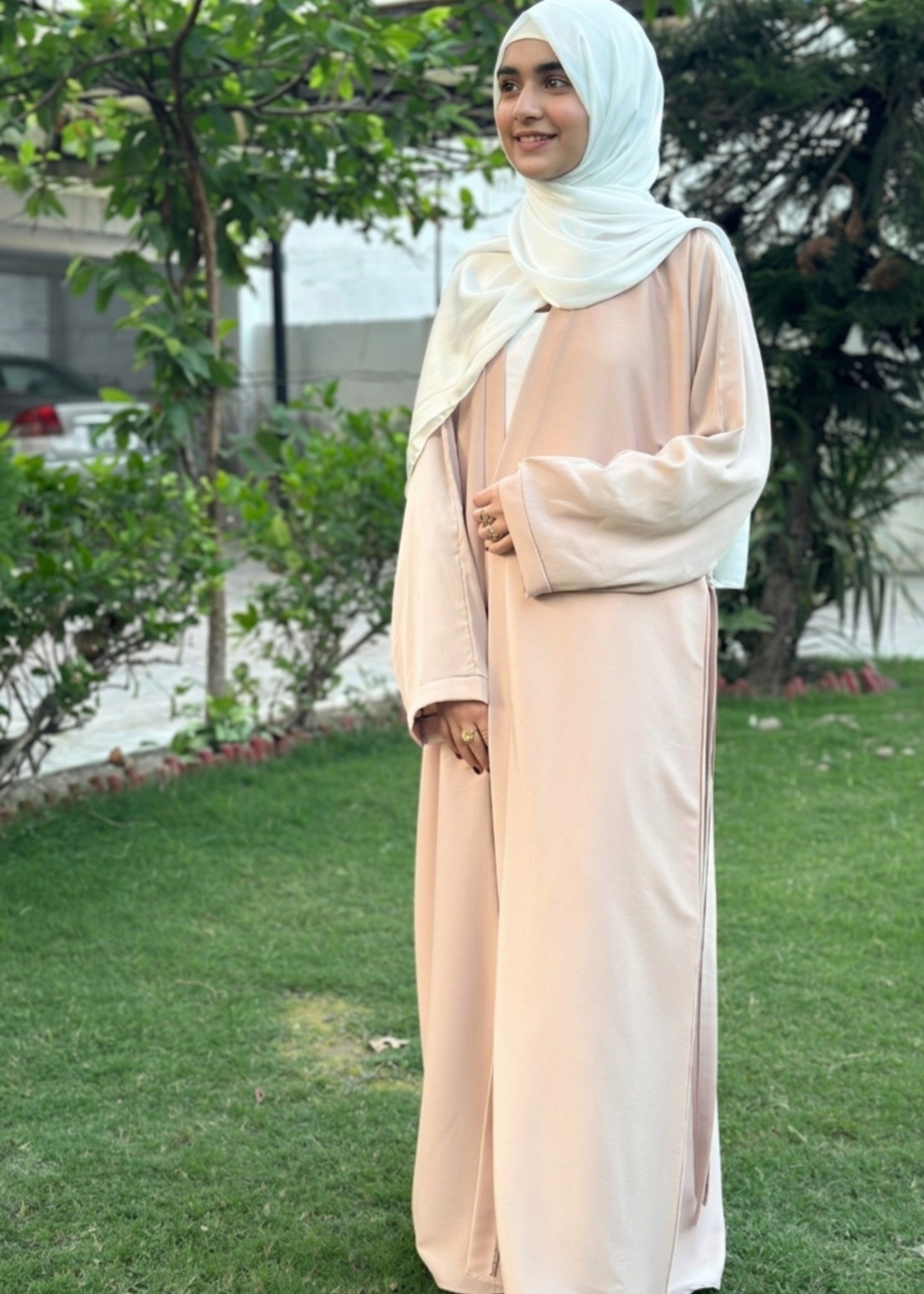 thai silk Abaya in Beige, off-white