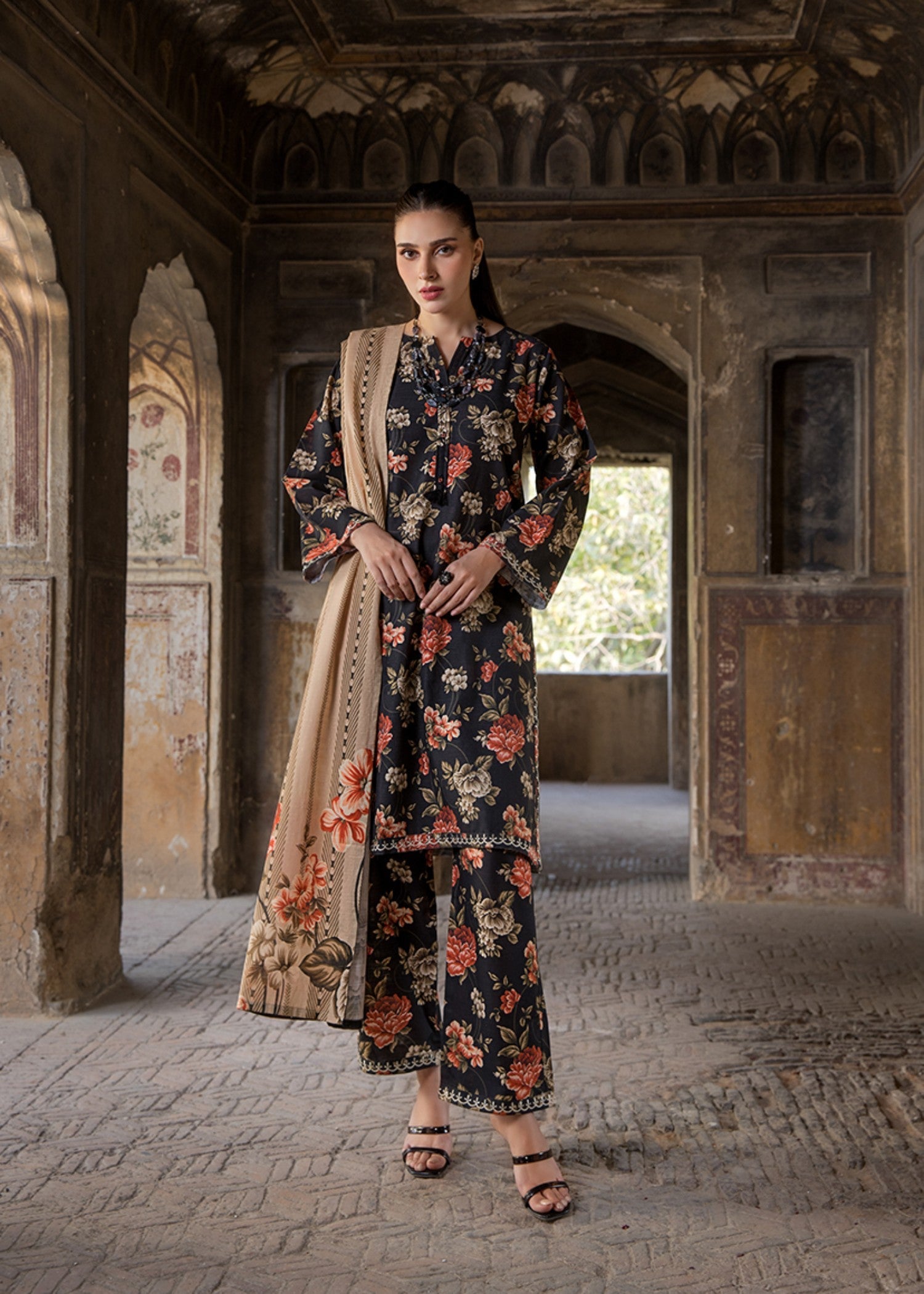 khaddar Kurta Set in Jet black