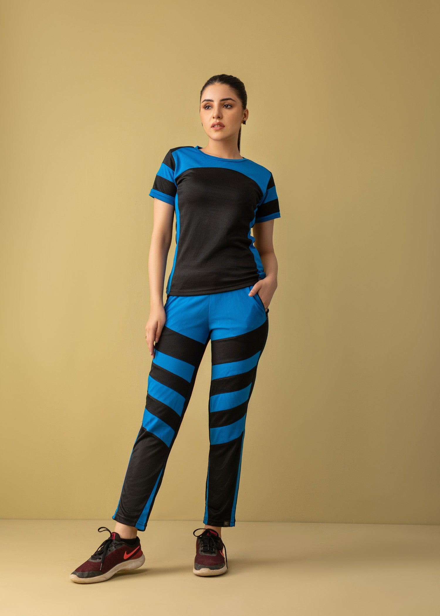 pearl mesh net Tracksuit in Black, royal blue