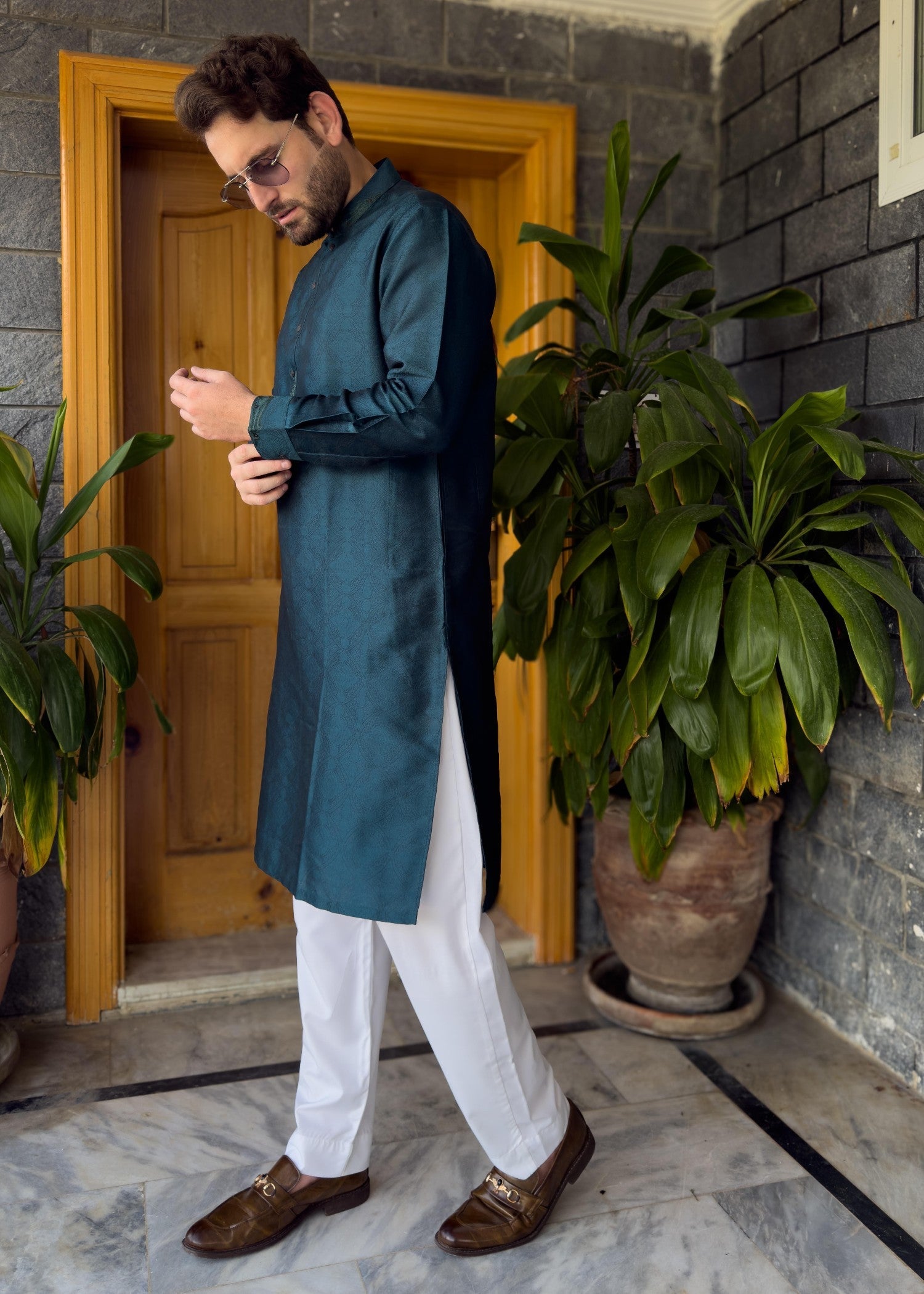 traditional jamawar Kurta in Teal