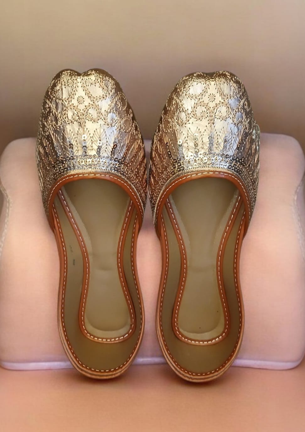Khussa in Gold by - High Quality Women Khussa MTV1600