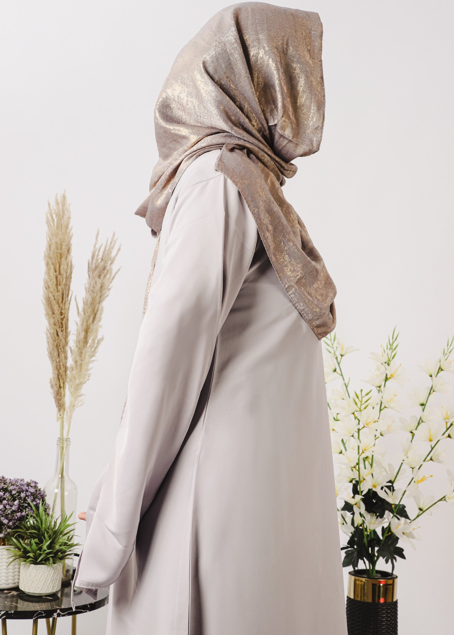 nidha Abaya in Silver, pastel grey