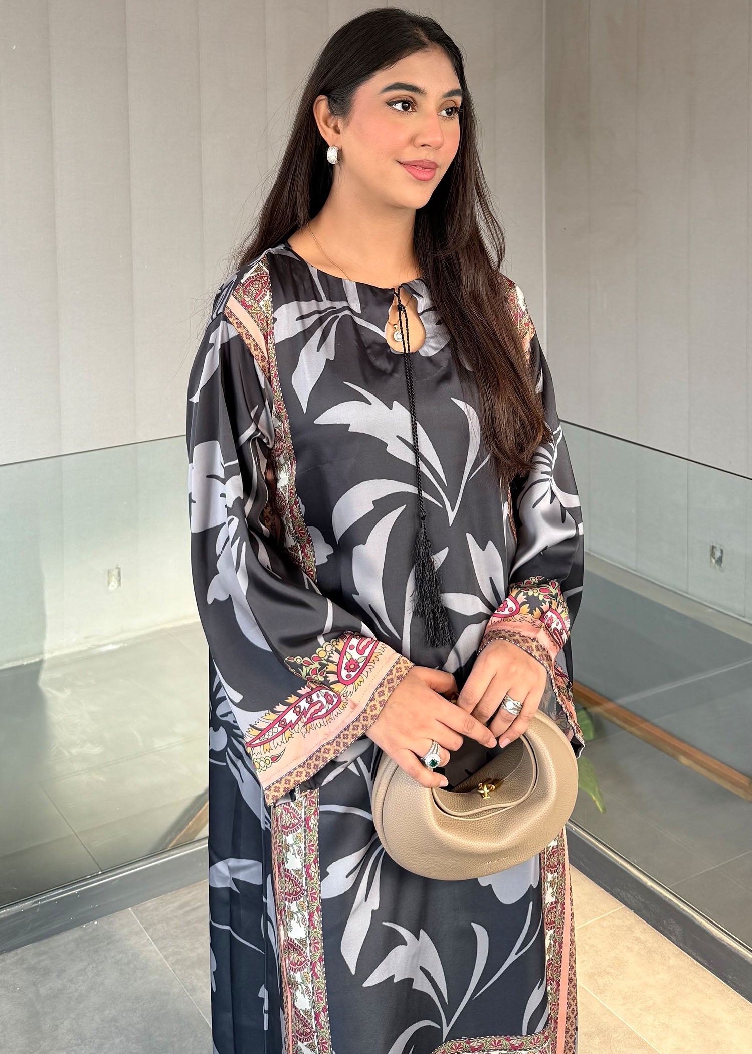 satin silk Kaftan in Black