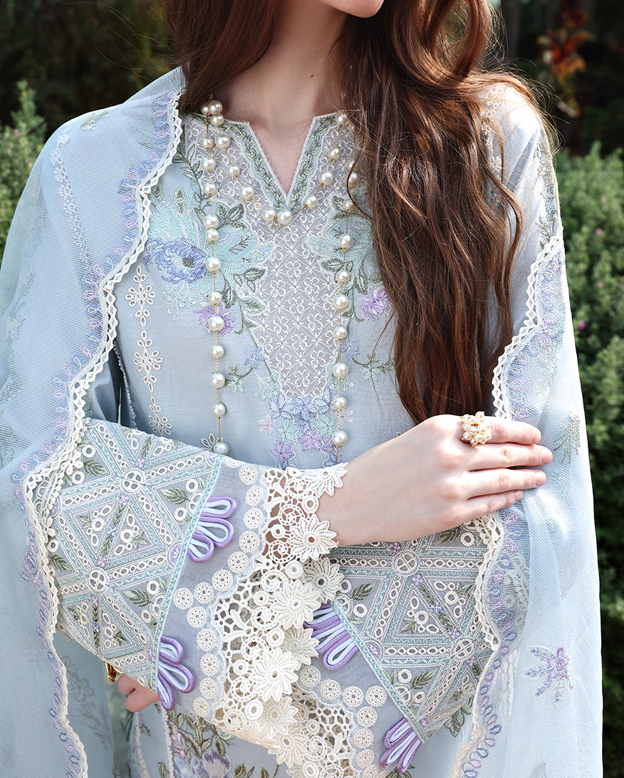 Belle Saison Lawn – Odette