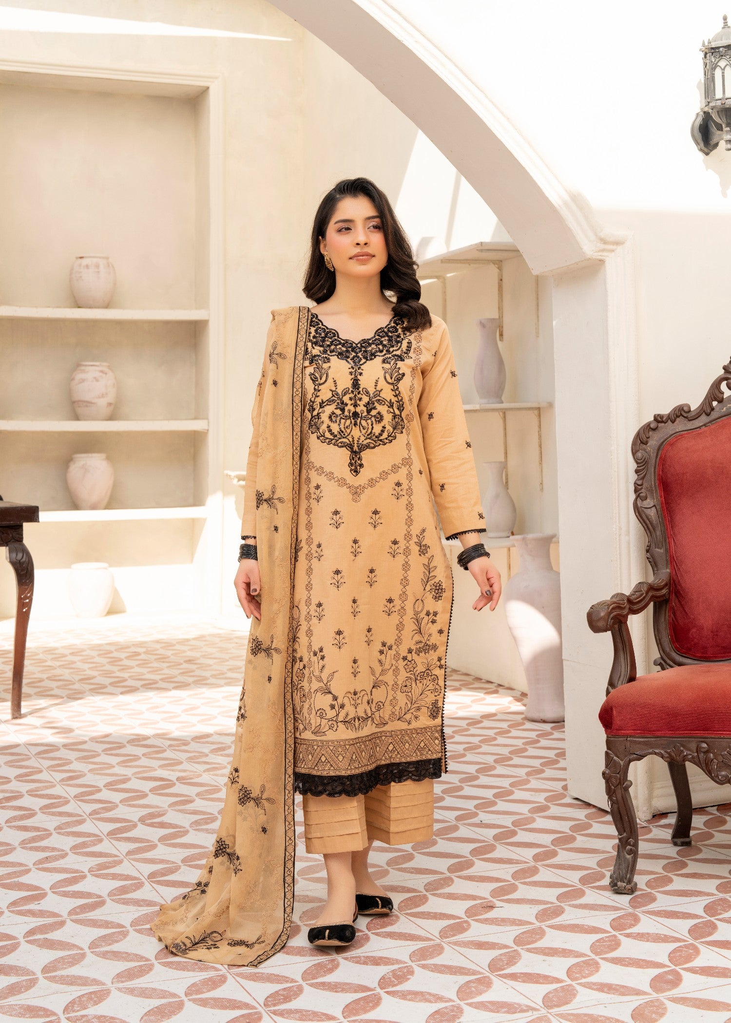 lawn Kurta Set in Goldfish orange