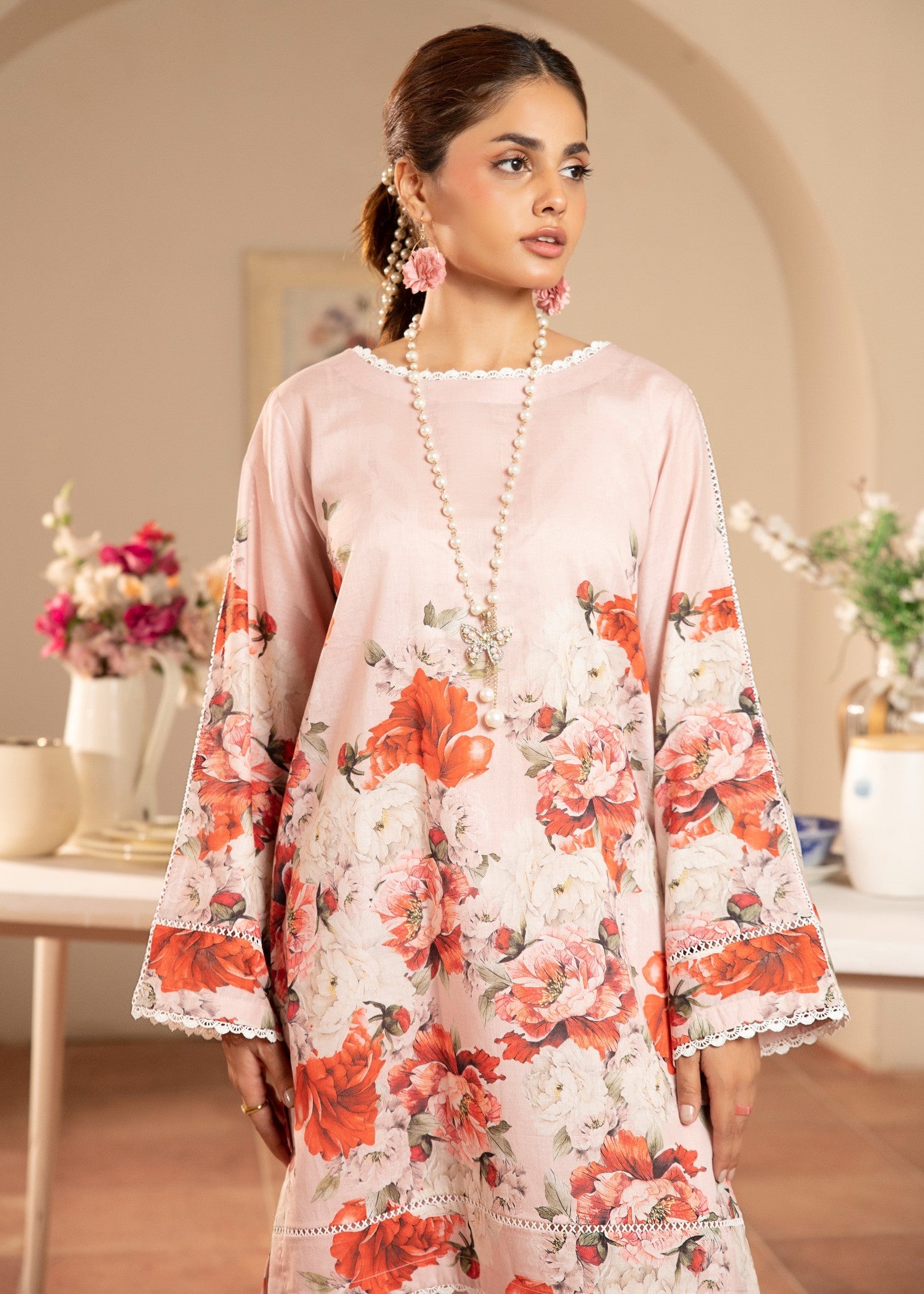 lawn Kurta Set in Tea rose pink
