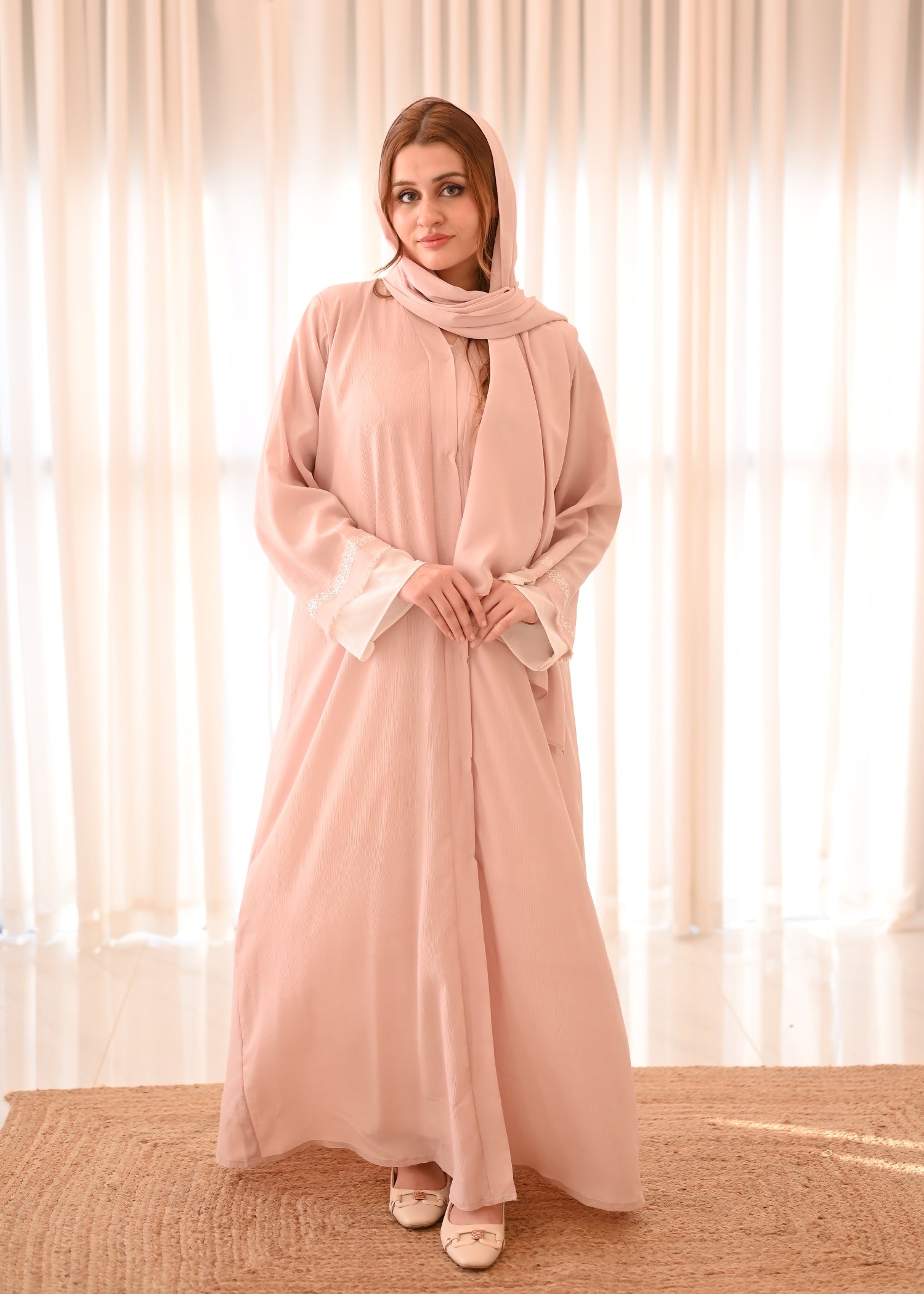 crinkle Abaya in Baby pink