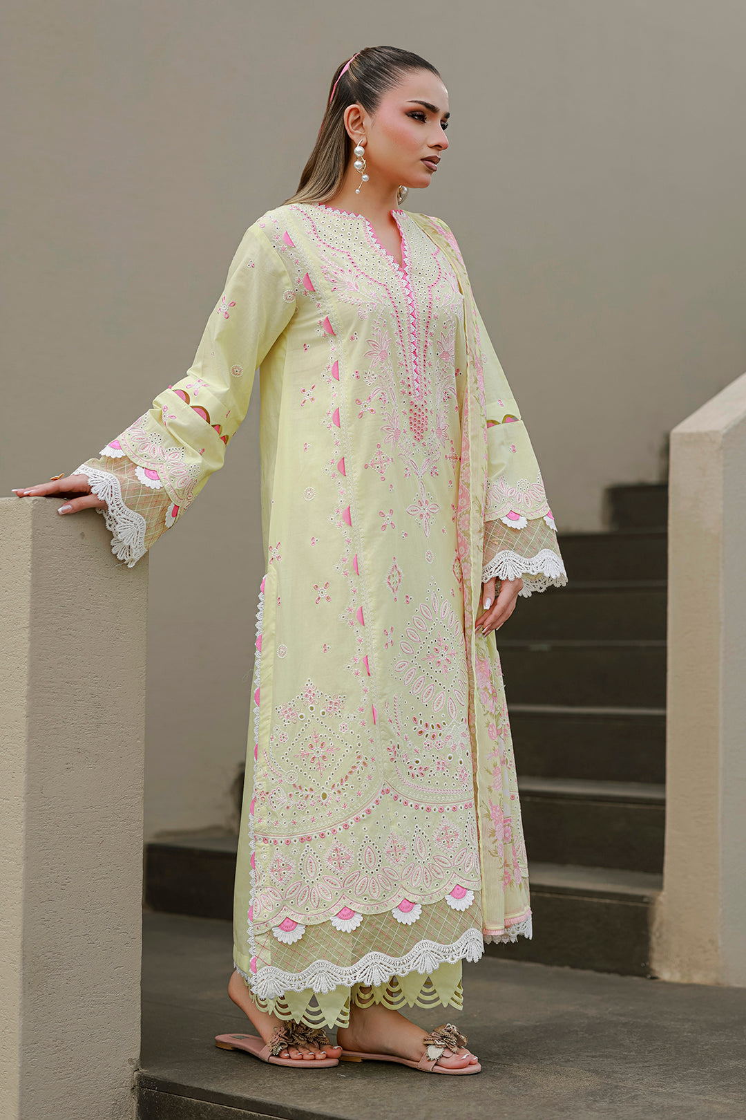 Chikankari Lawn – Z-4077