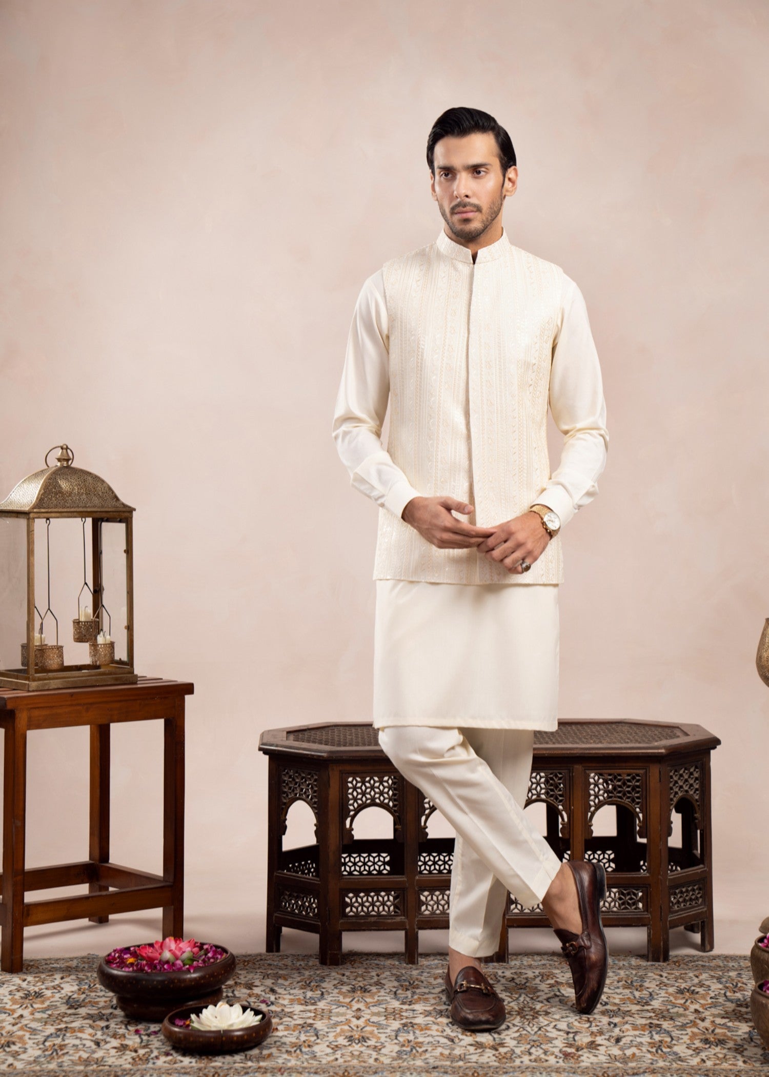raw silk Waistcoat in Floral white