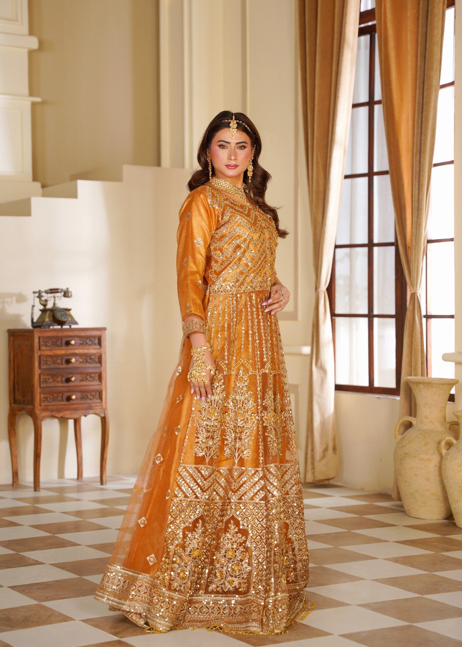 zari net Maxi in Mari gold
