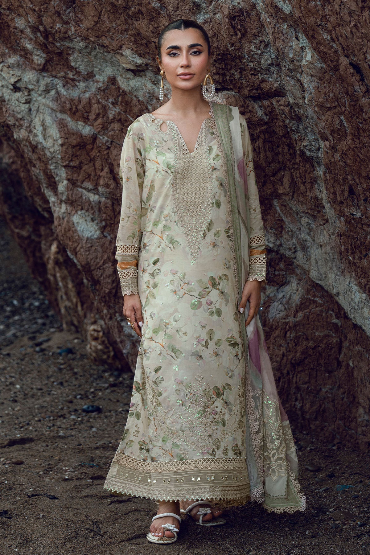 Gardenia Lawn – NSG-205