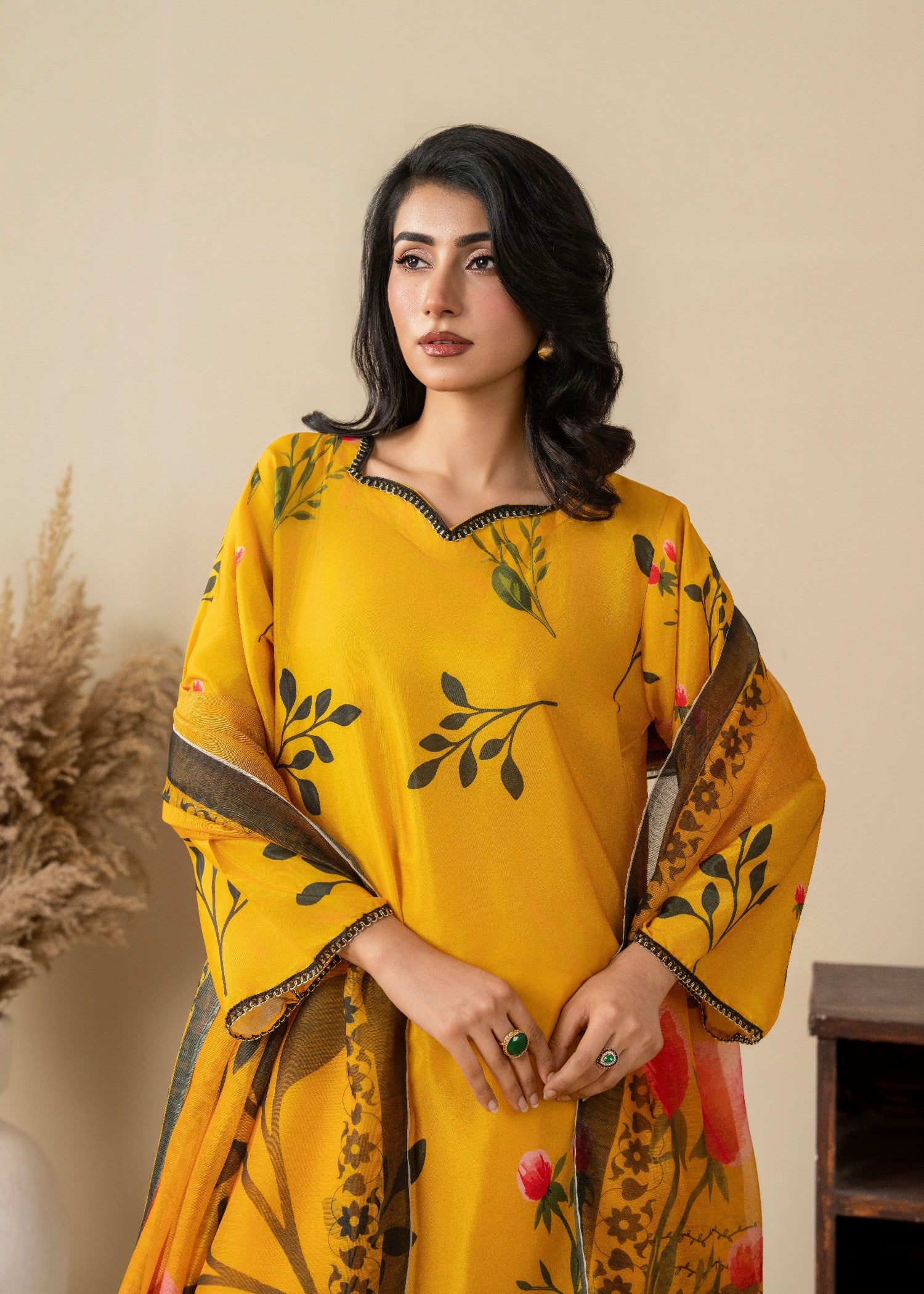 silk grip Kurta Set in Gold