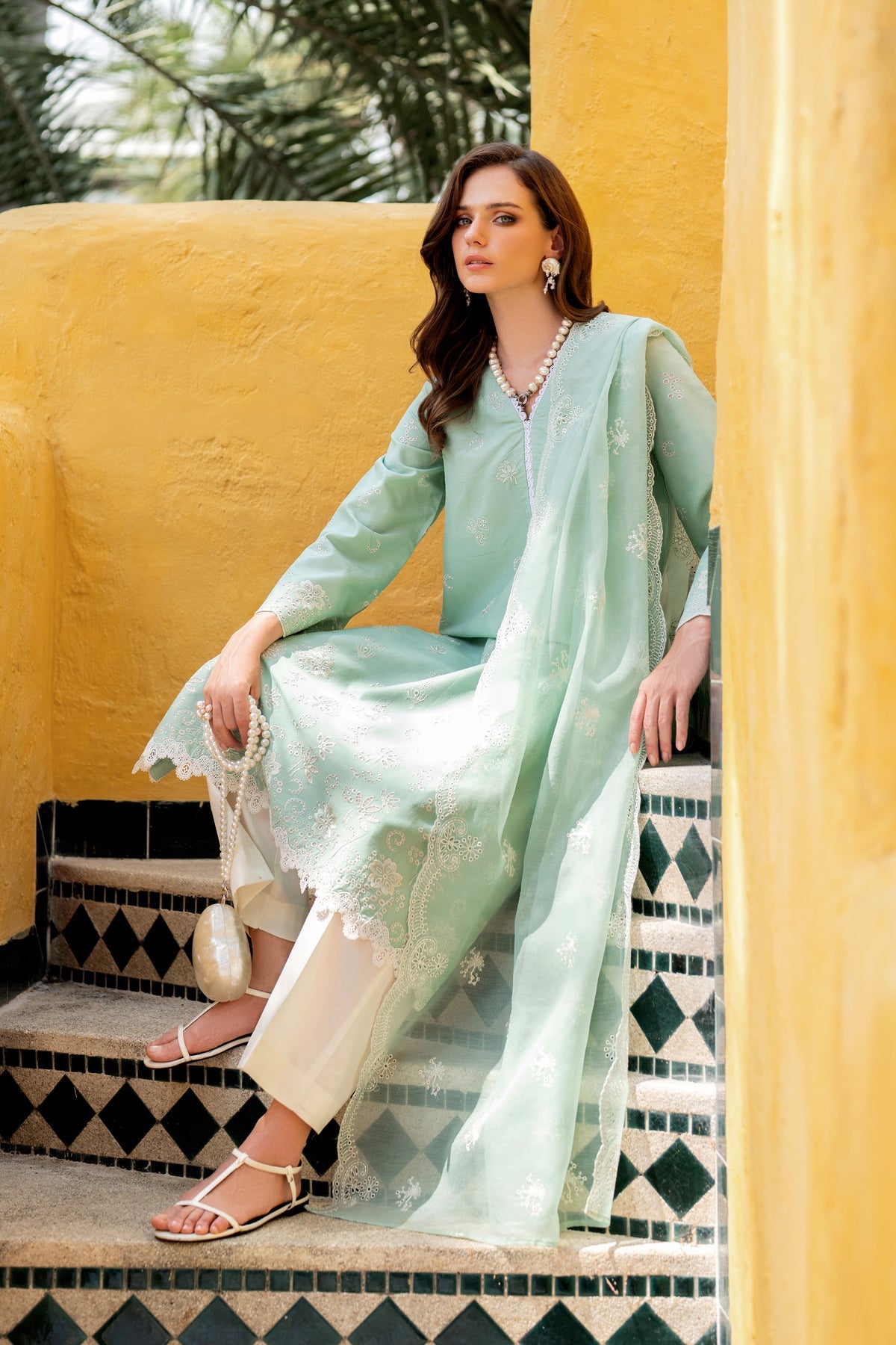 Layana Spring Lawn – DAYE