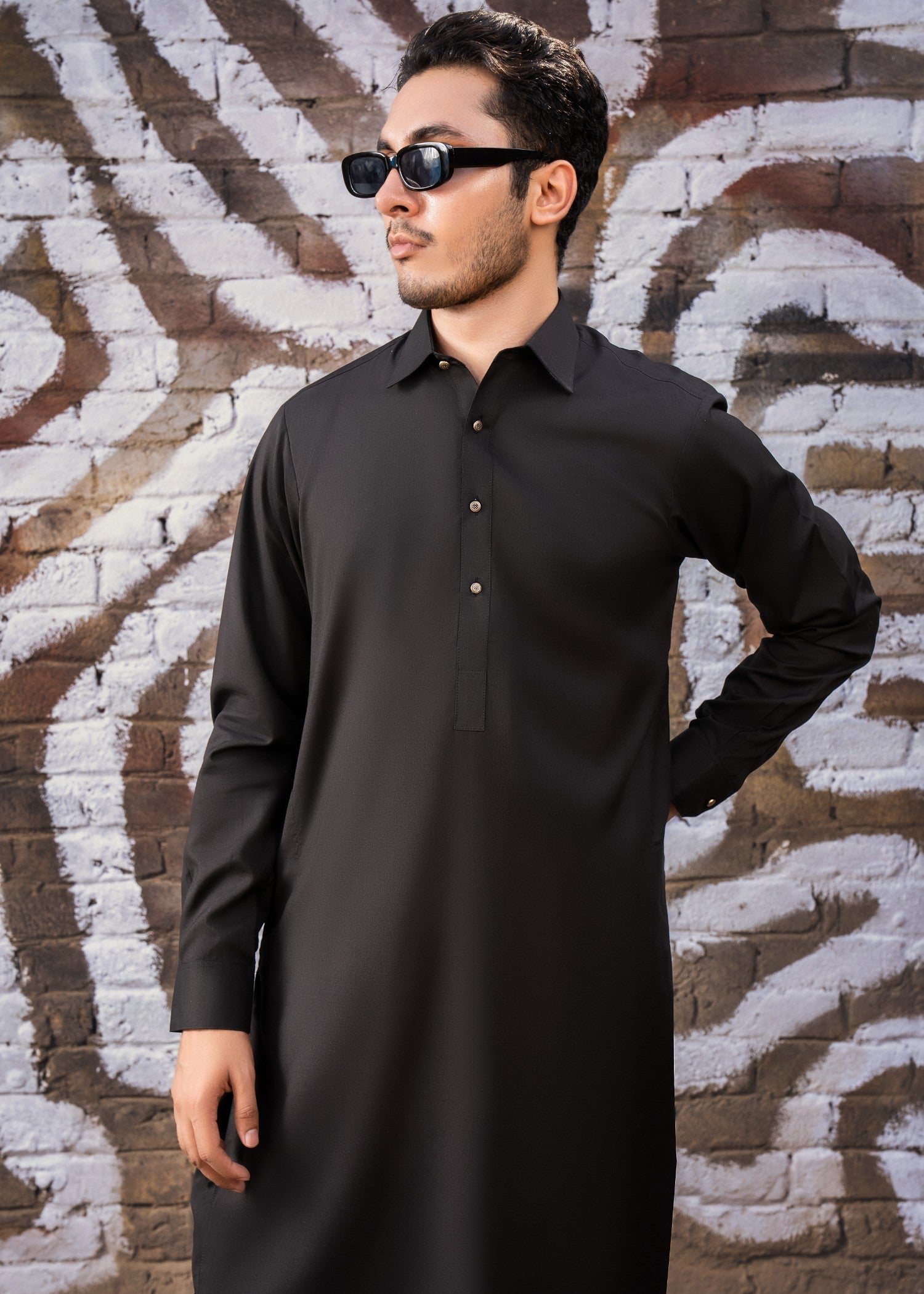 wash & wear Shalwar Kameez in Black