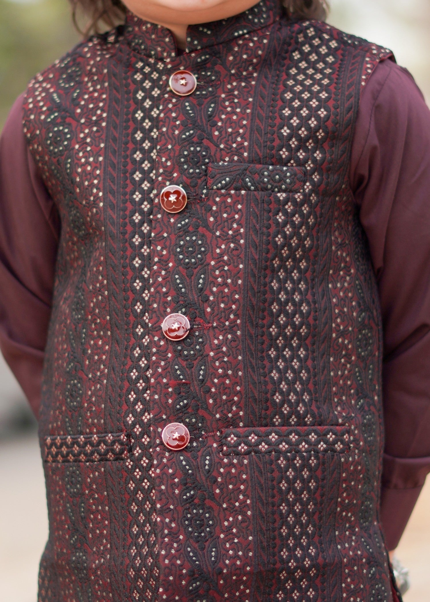 masuri Waistcoat in Maroon