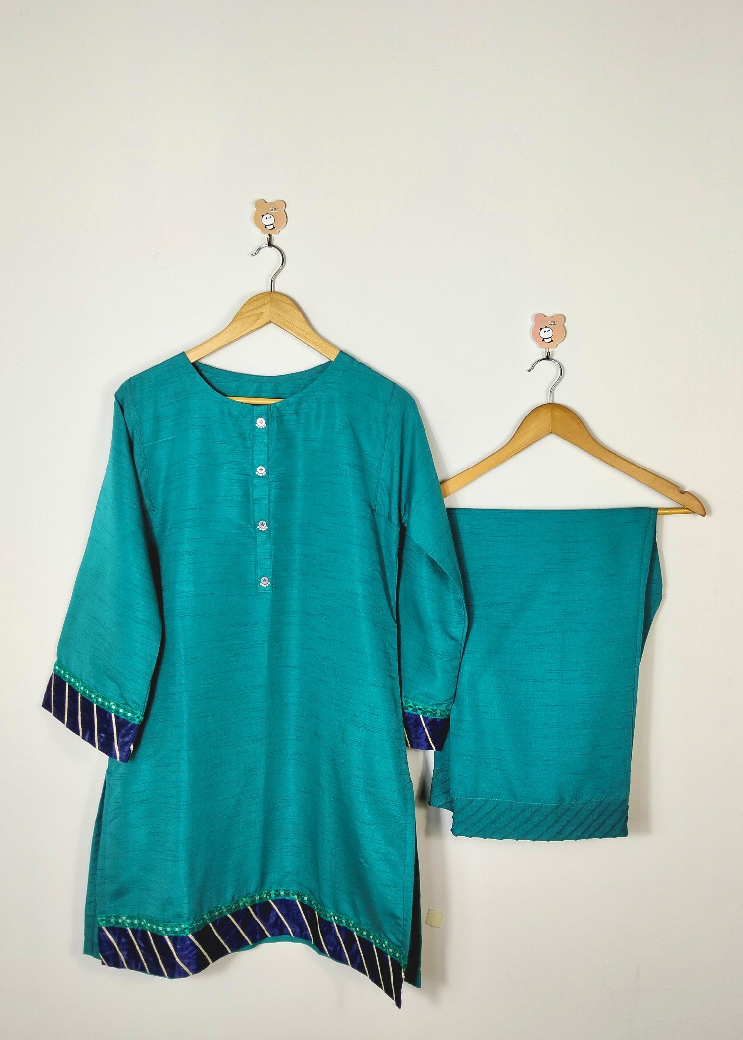 raw silk Kurta Set in Emerald green