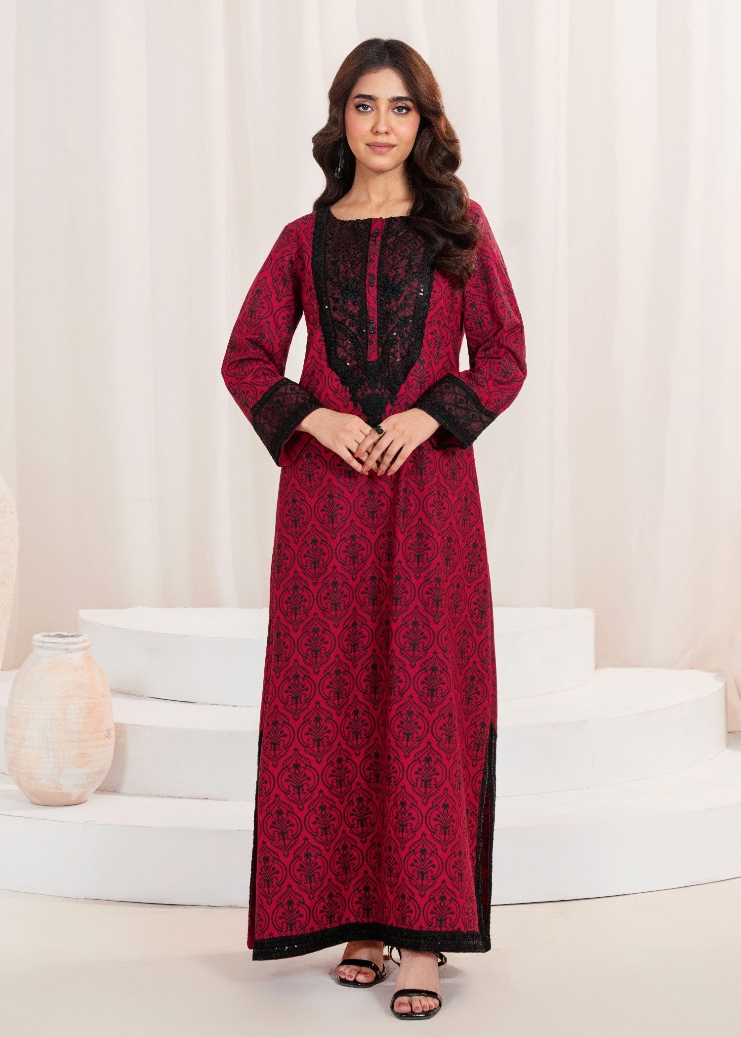 lawn Kurta Set in Cardinal red