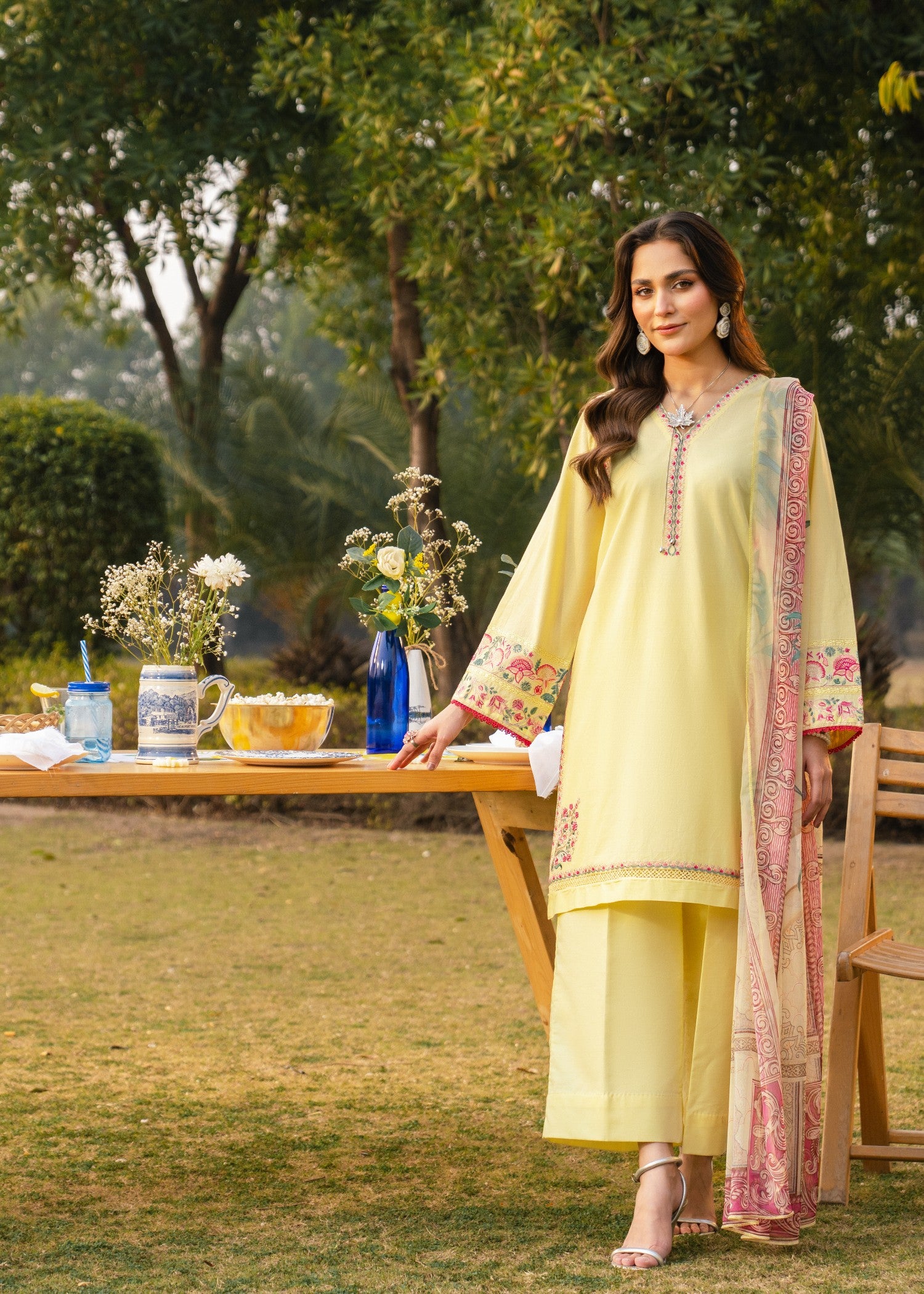 lawn Kurta Set in Pastel pink, light yellow