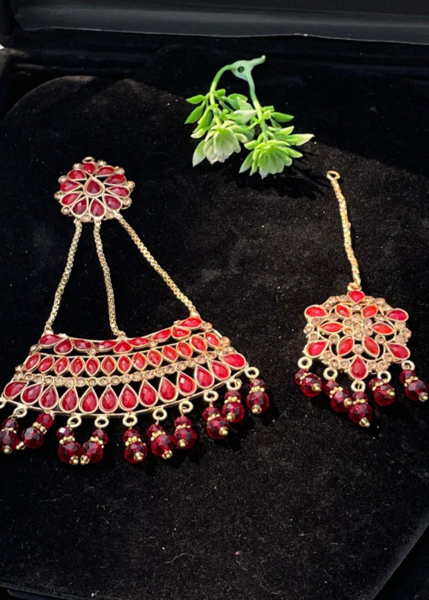 Jewelry Set in Red Color by - Trendy Women Jewelry Set QXO4965