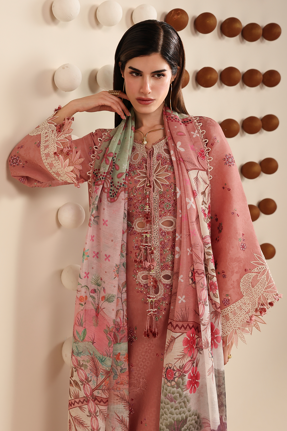 Iris Luxury Festive Lawn – IL26-D04