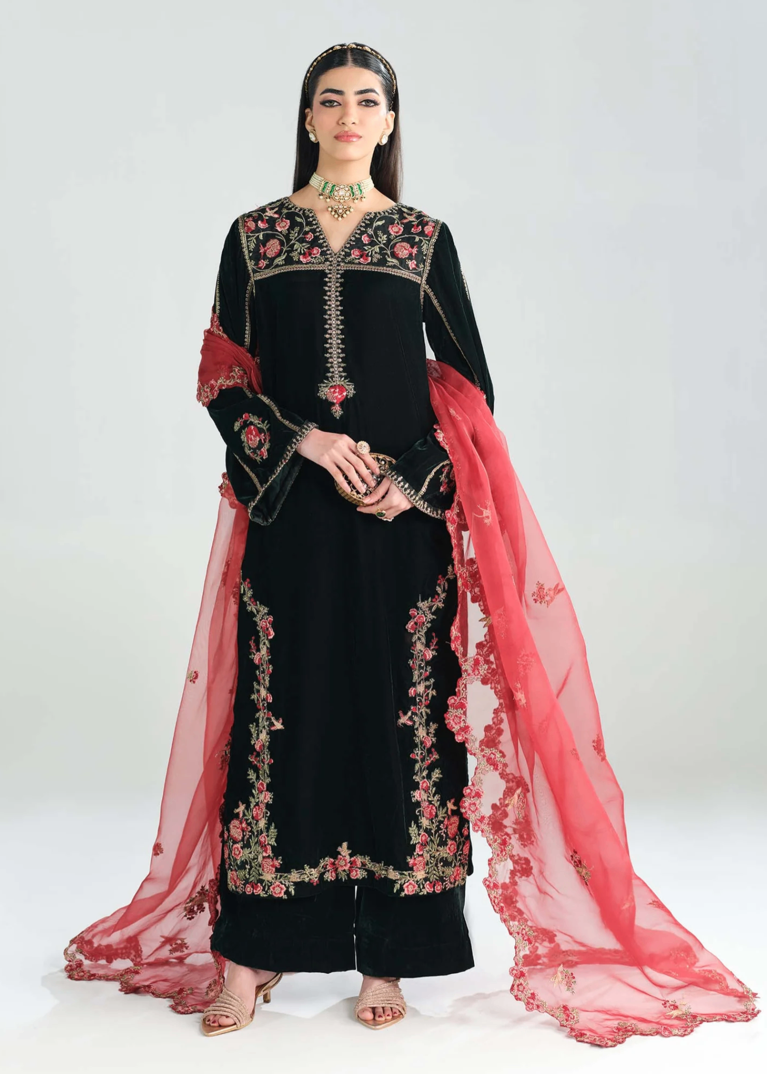 velvet Kurta Set in Black