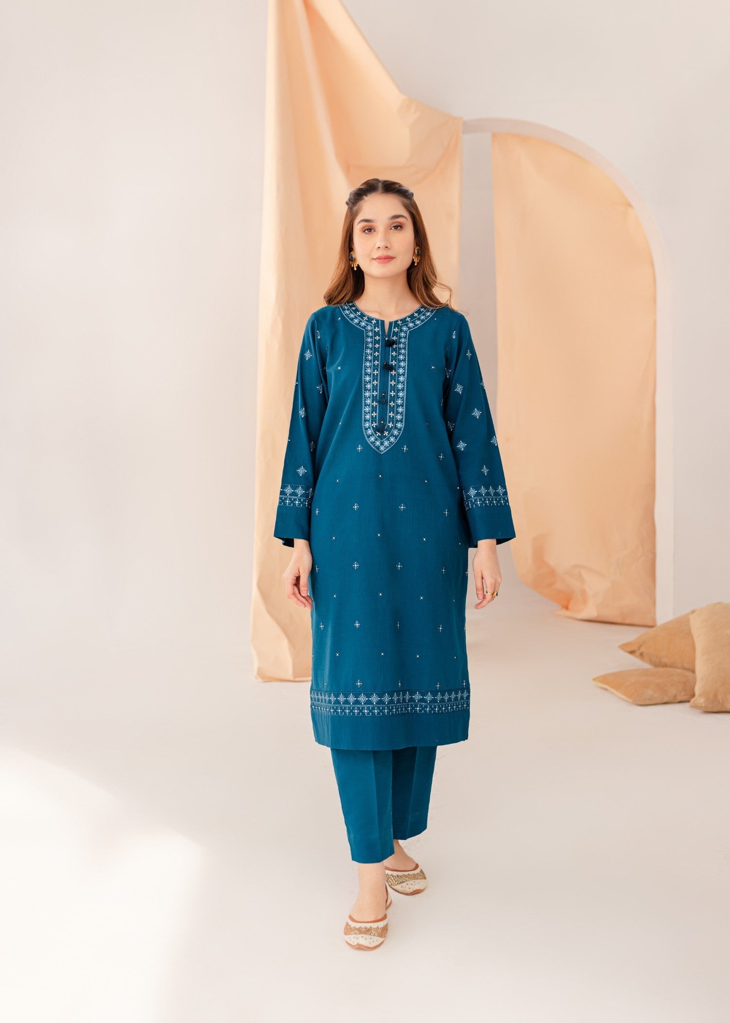 khaddar Kurta Set in Blue