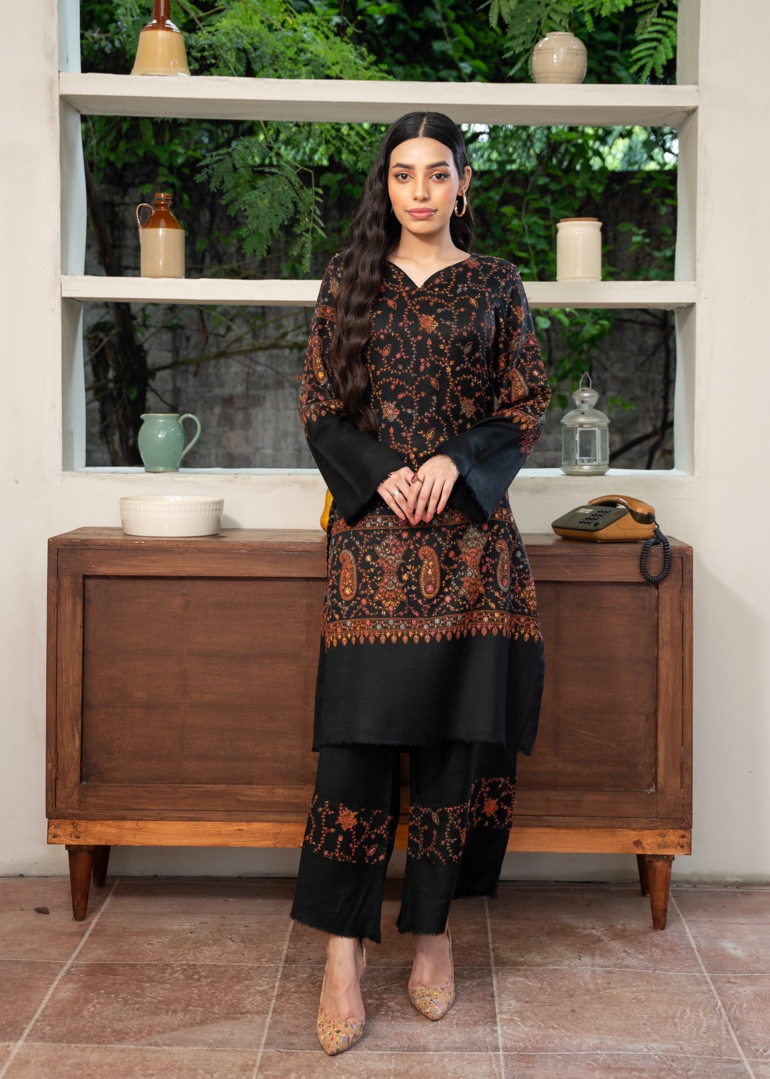 pashmina wool Kurta Set in Black