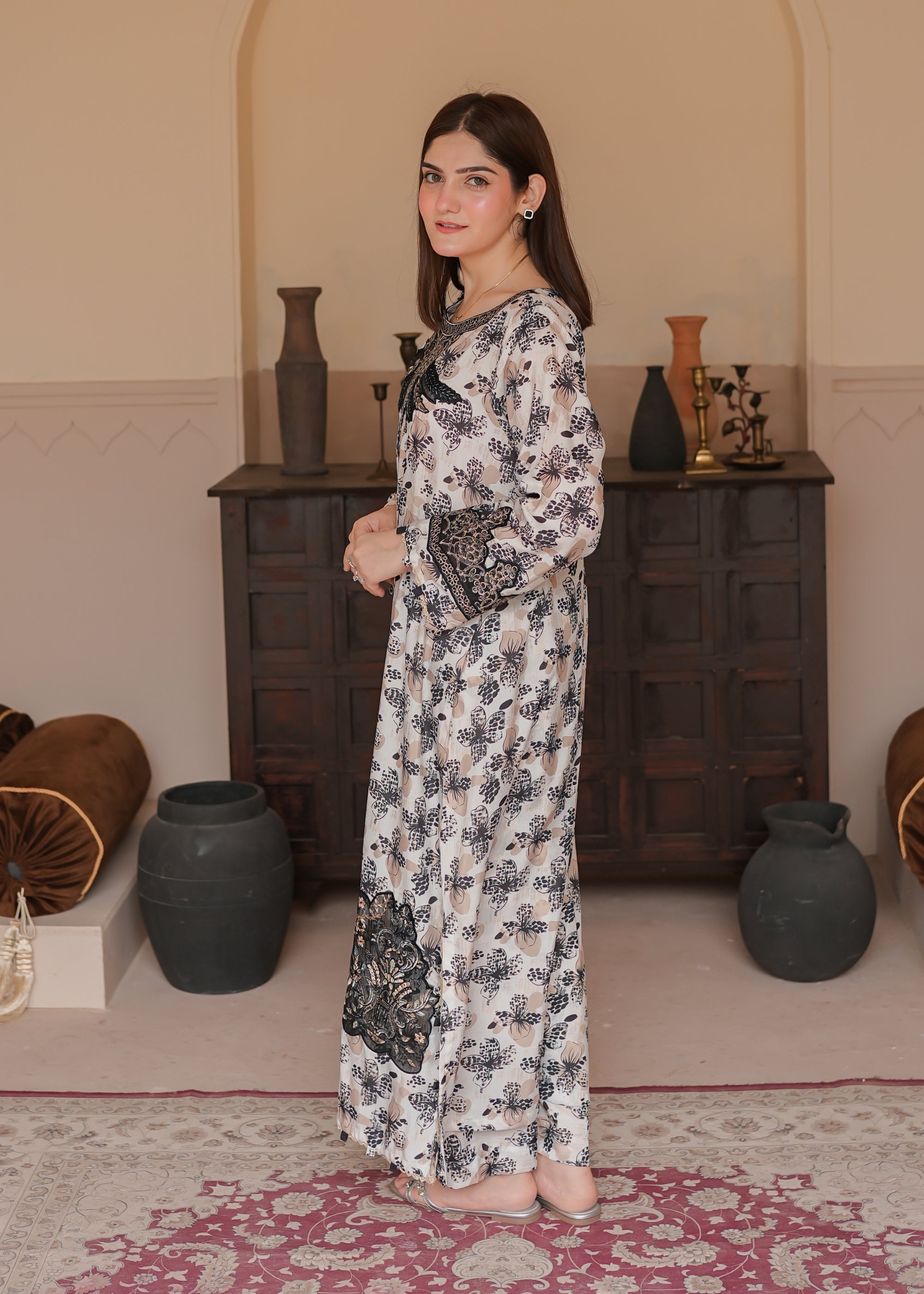 poly lawn Kaftan in Champagne