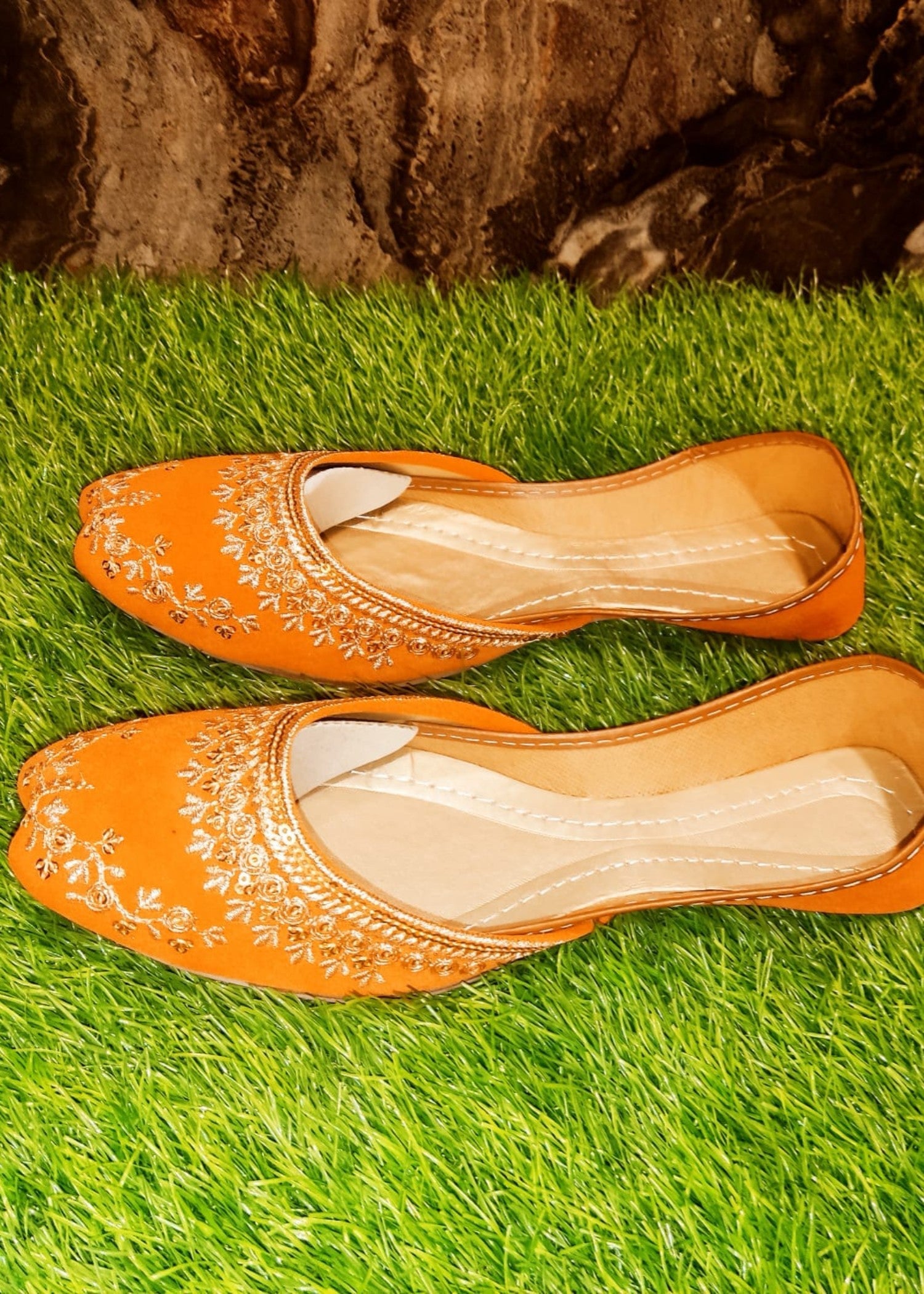 Khussa in Orange by - High Quality Women Khussa VFJ5869