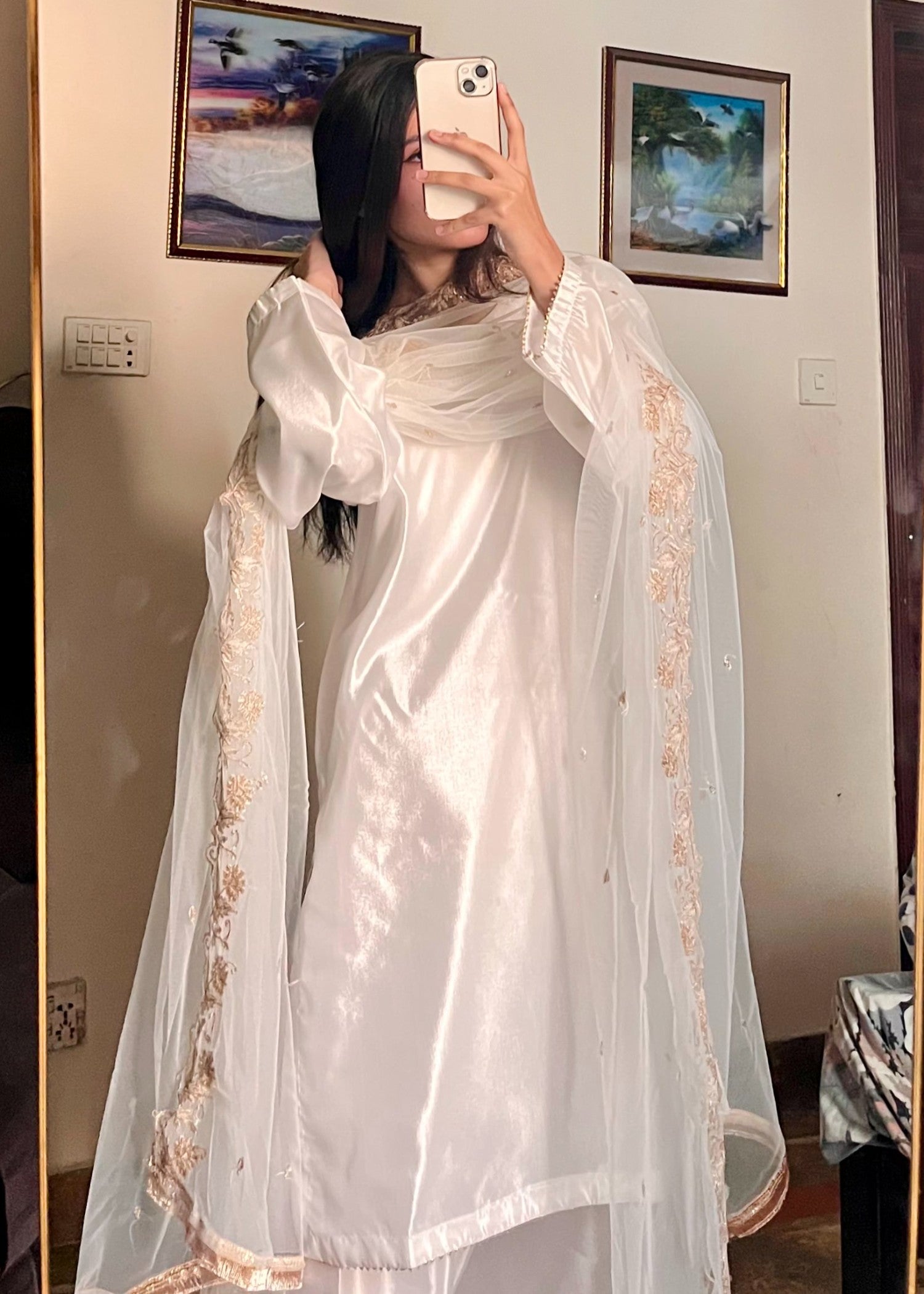 silk Kurta Set in Off-white