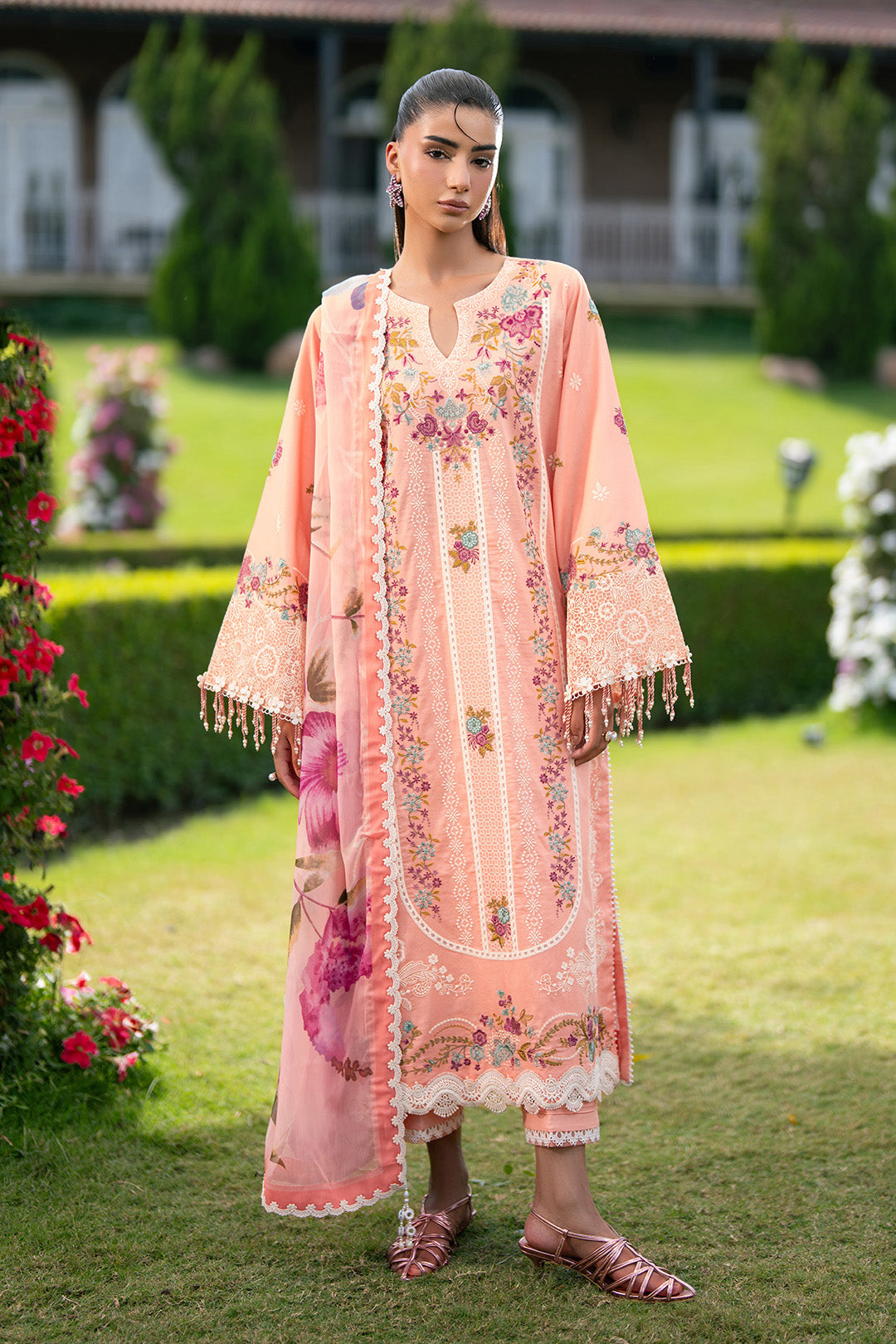 Summer Lawn – 7072-Eva