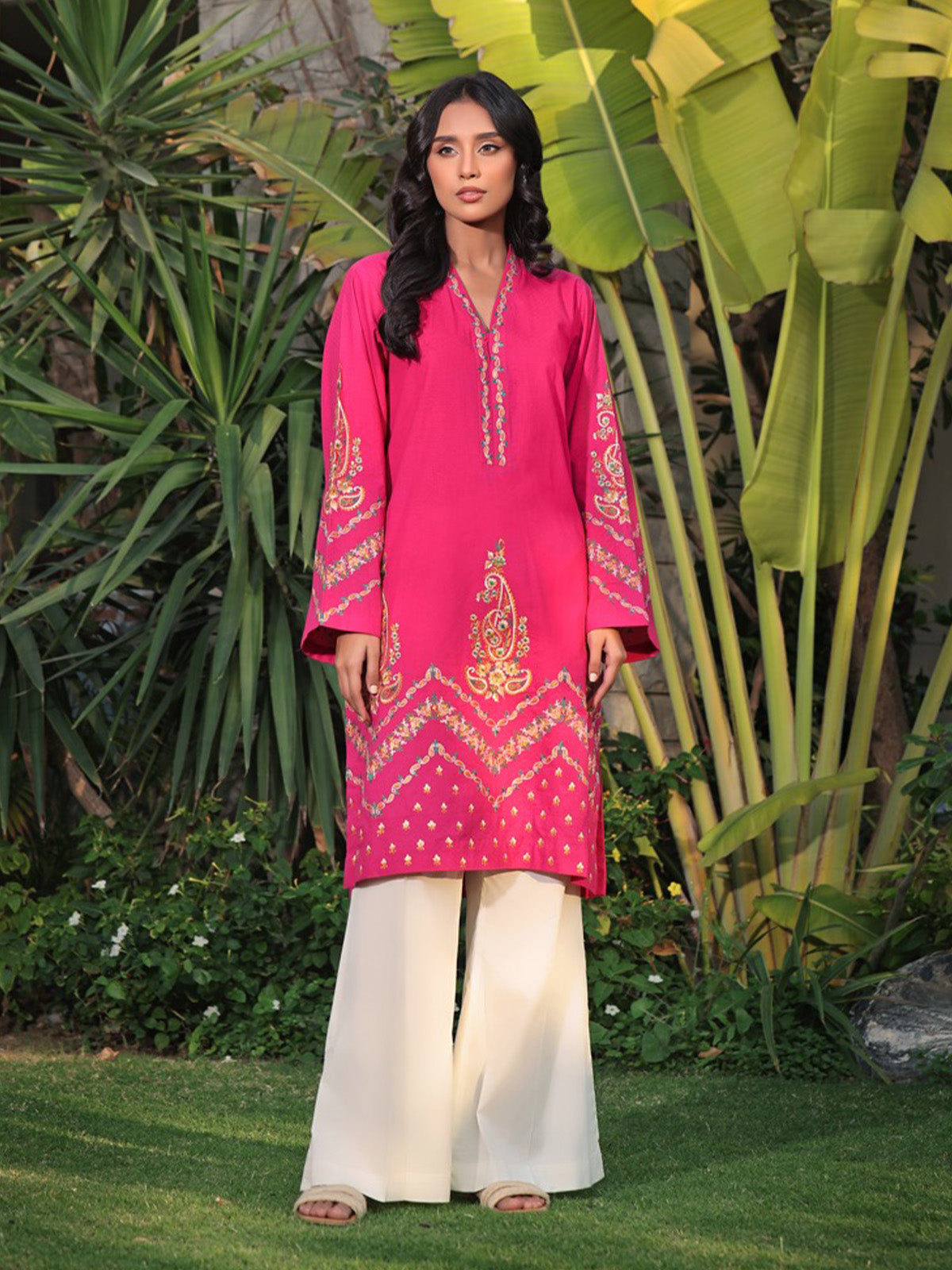 dobby Kurti in Hot pink