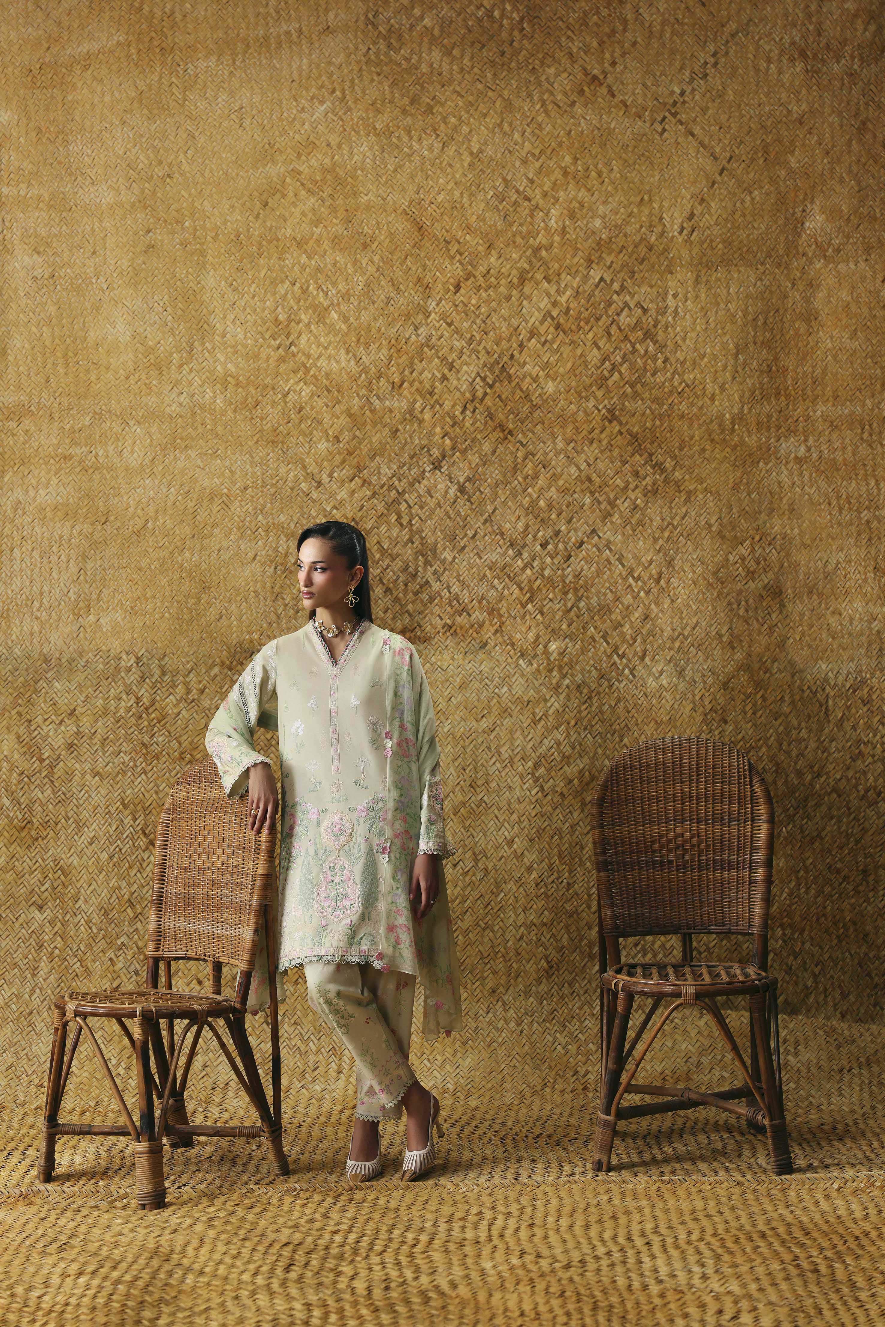 Luxury Lawn – SL-06-26-V2