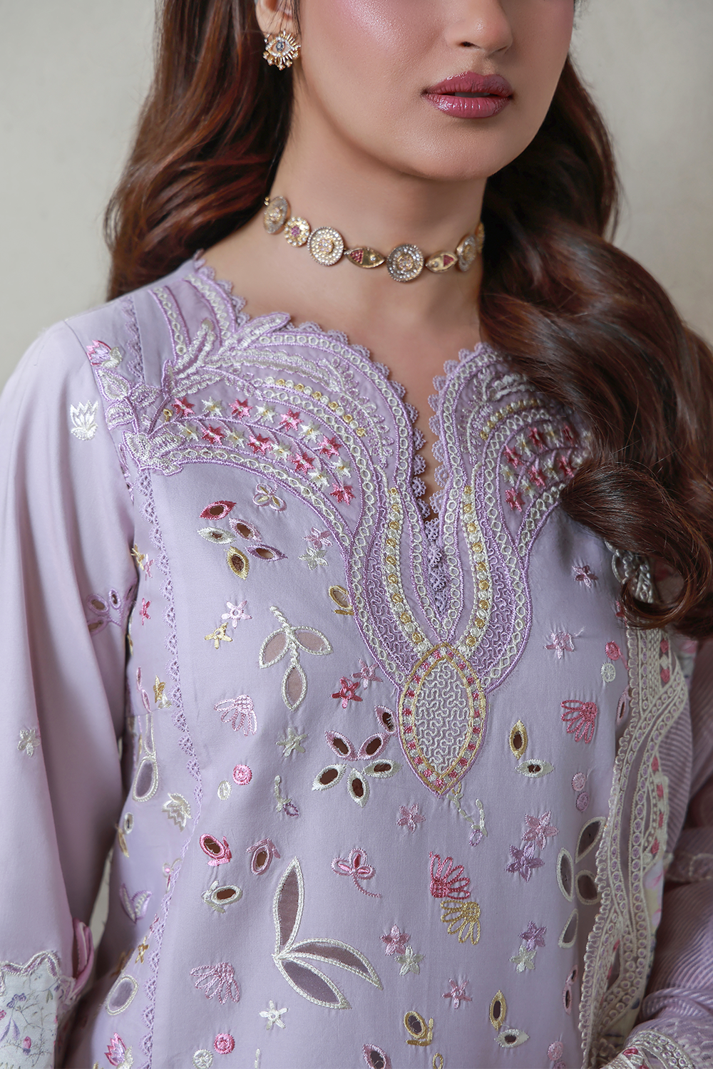 Saagar Festive Luxury Lawn – RANIA (AL-01)