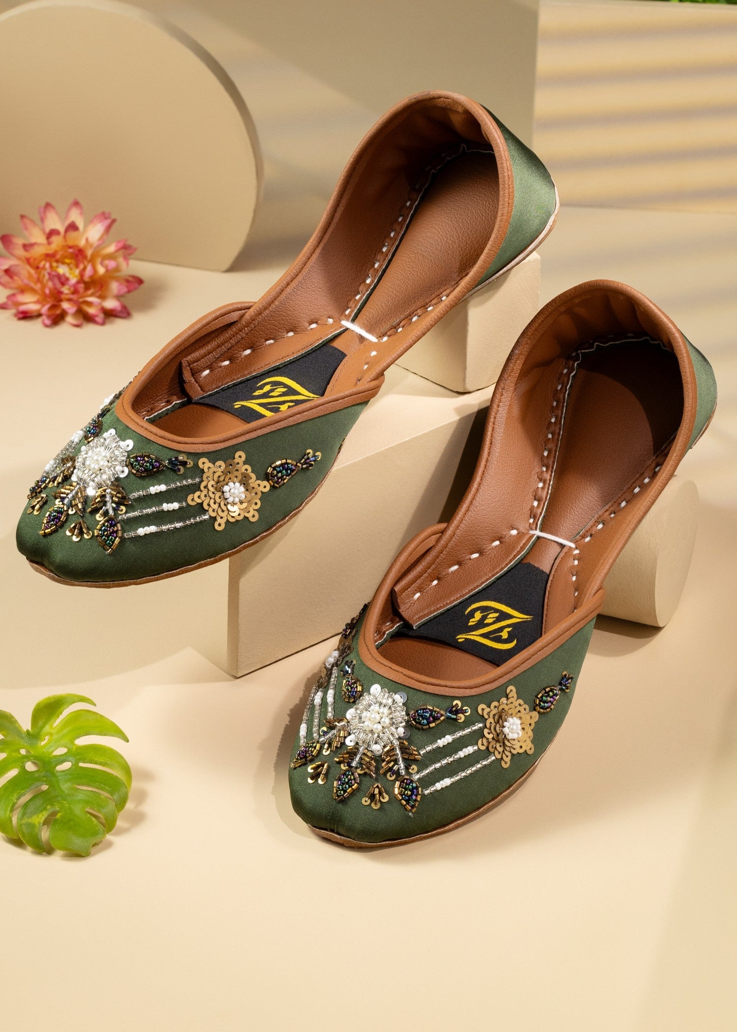 Khussa in Fern green by - High Quality Women Khussa UZT1035