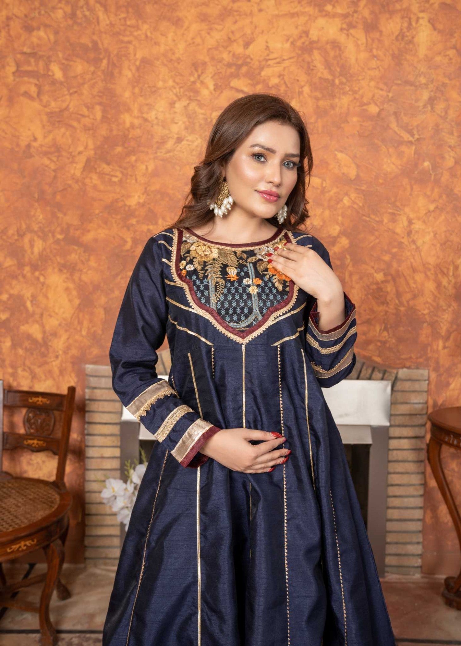 raw silk Maxi in Navy blue