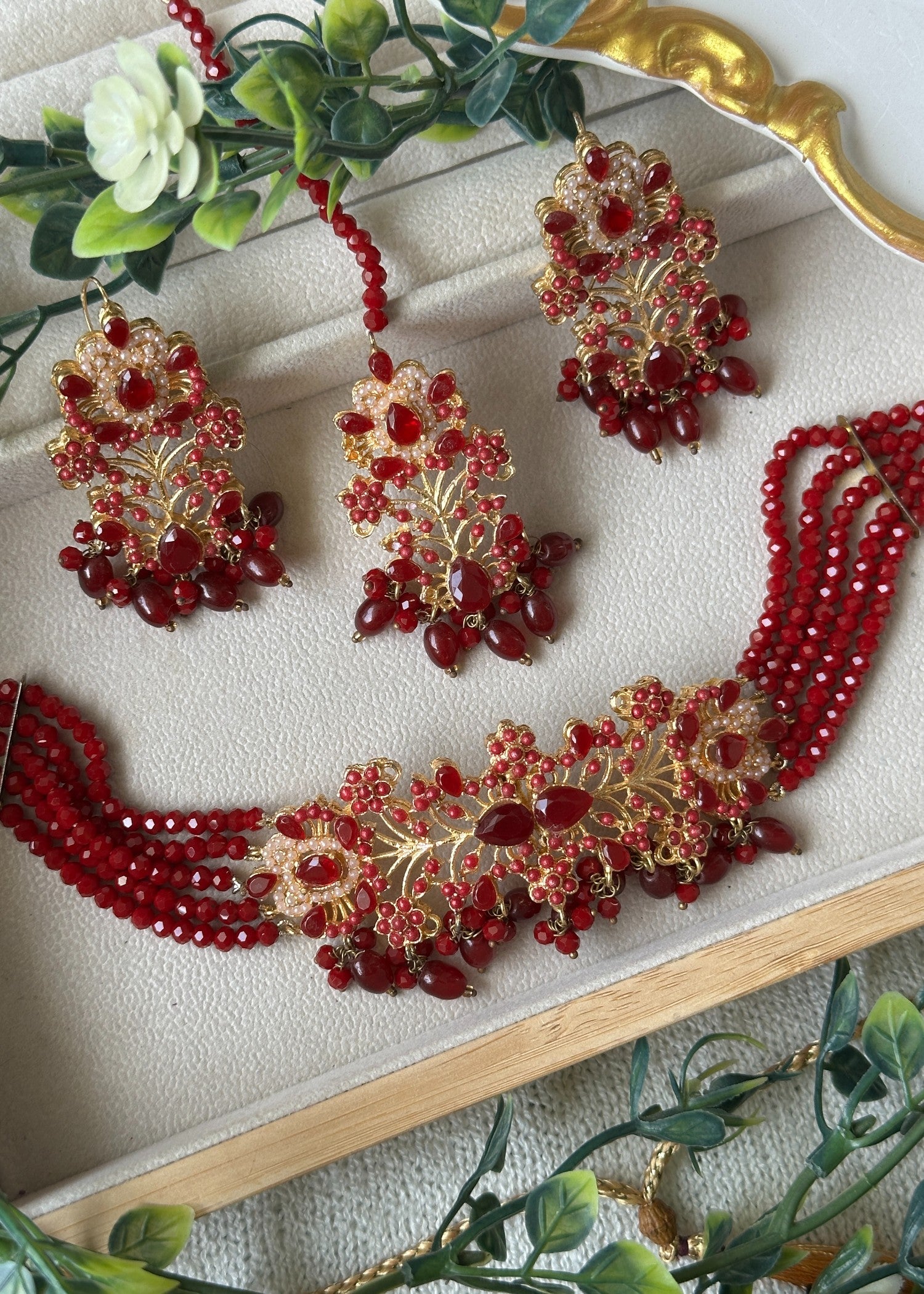 Choker in Red Color by - Trendy Women Choker YXN1538