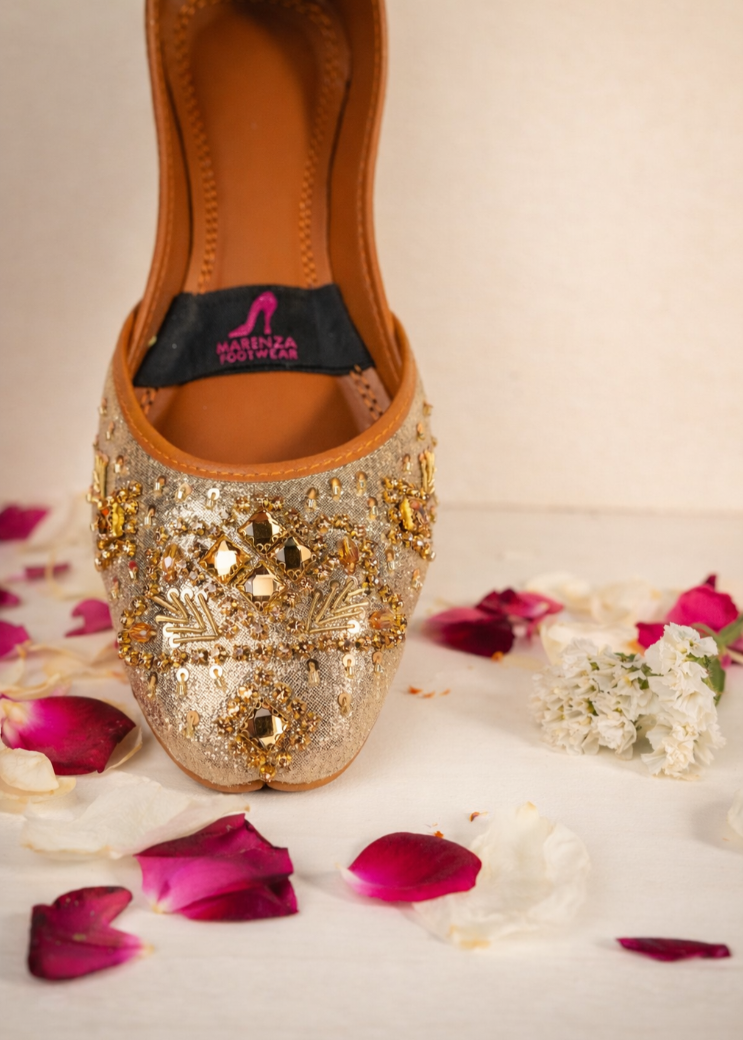 Khussa in Gold by - High Quality Women Khussa FQP3062