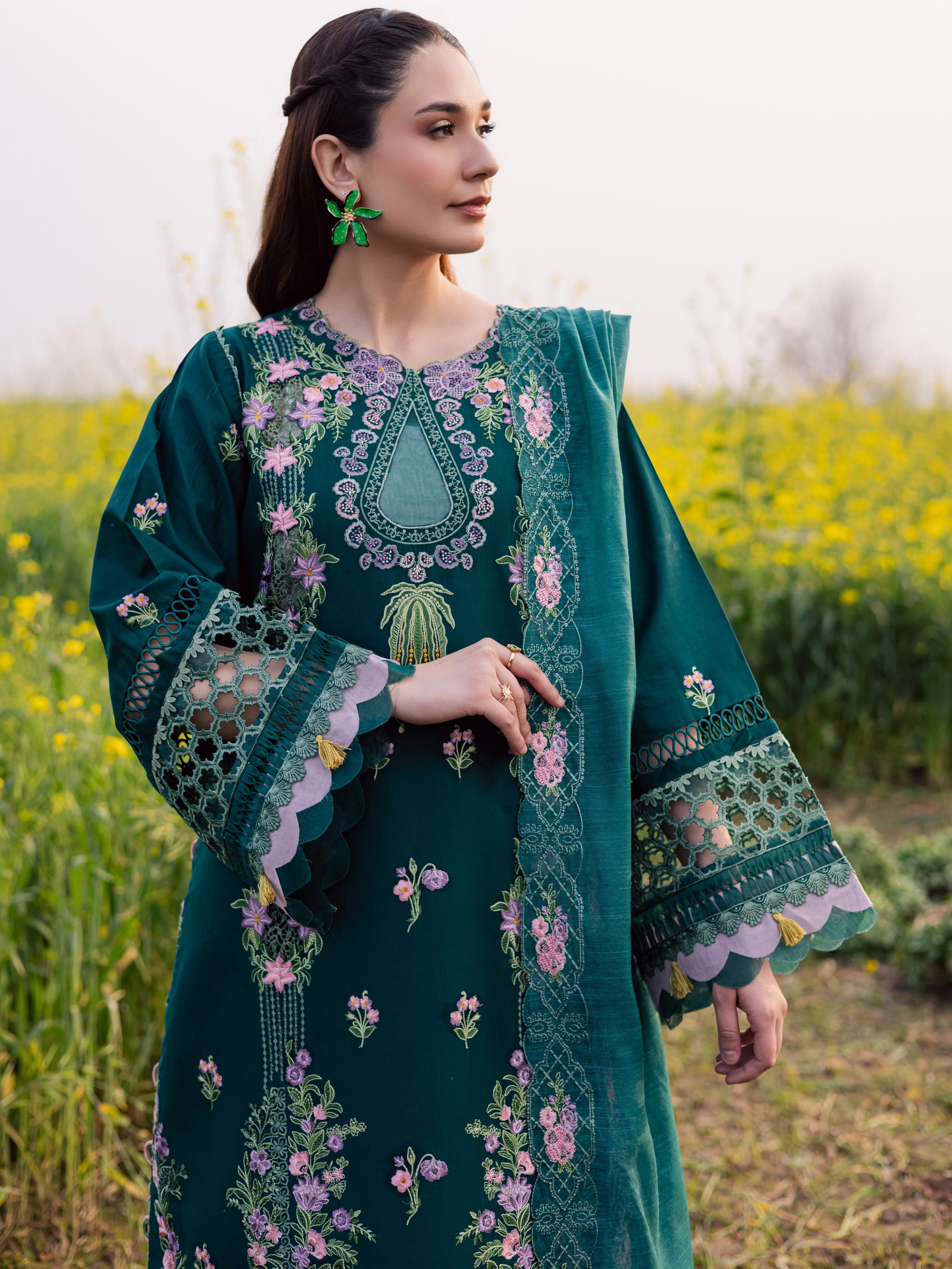 Dil-e-Raqsum Lawn – DQ-11