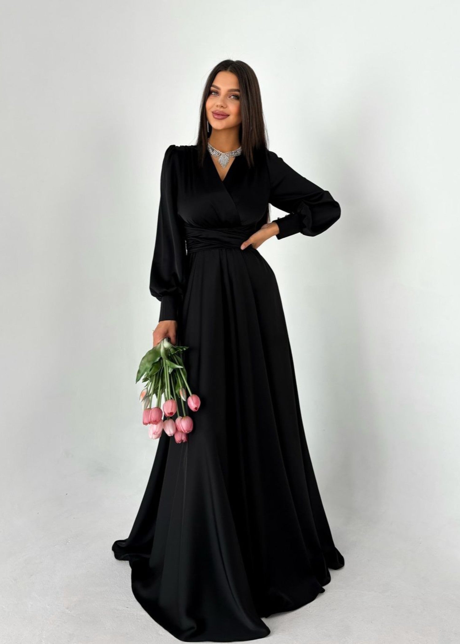 silk Maxi in Black