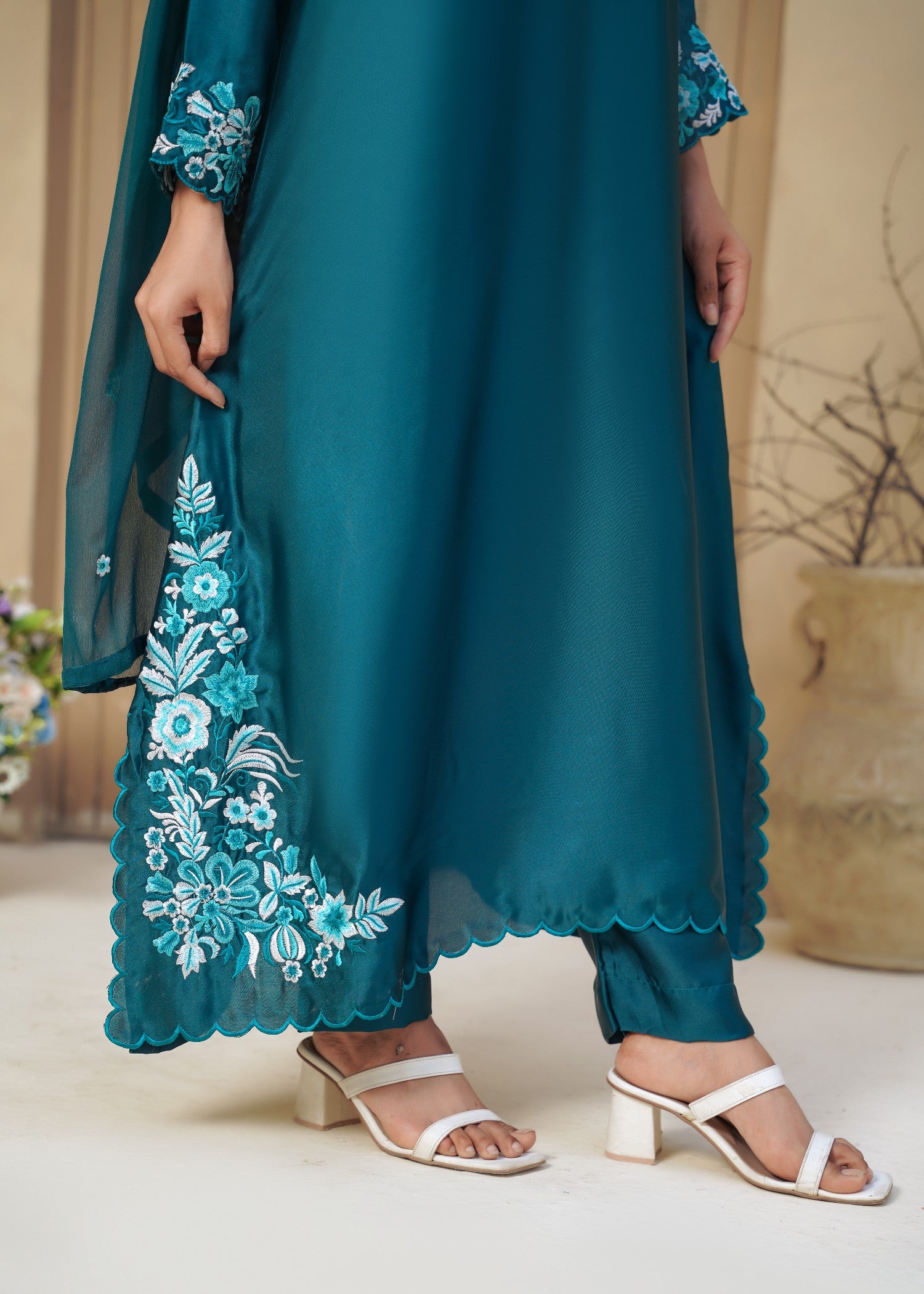 silk Kaftan in Bondi blue