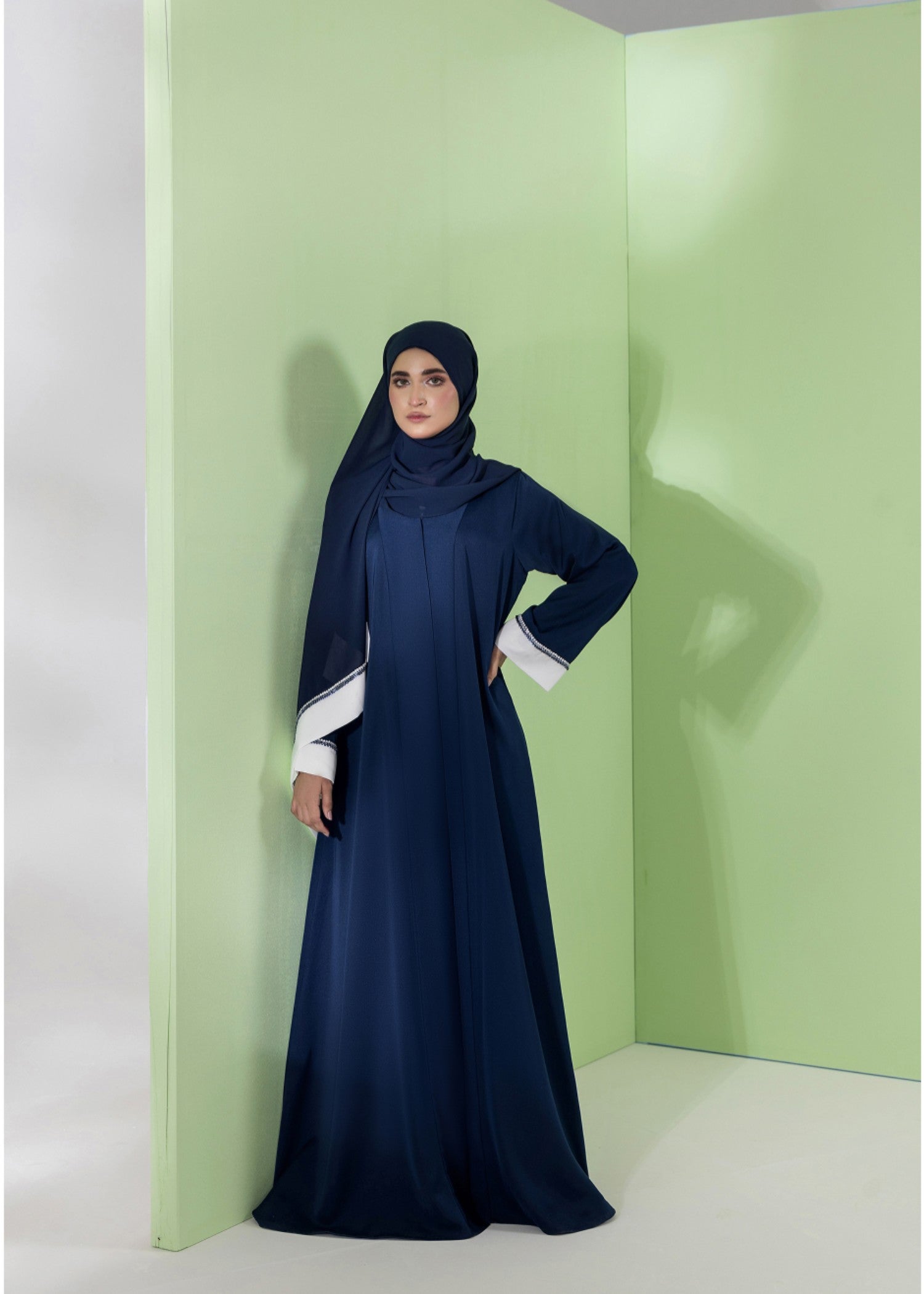 nidha Abaya in Navy blue, midnight blue