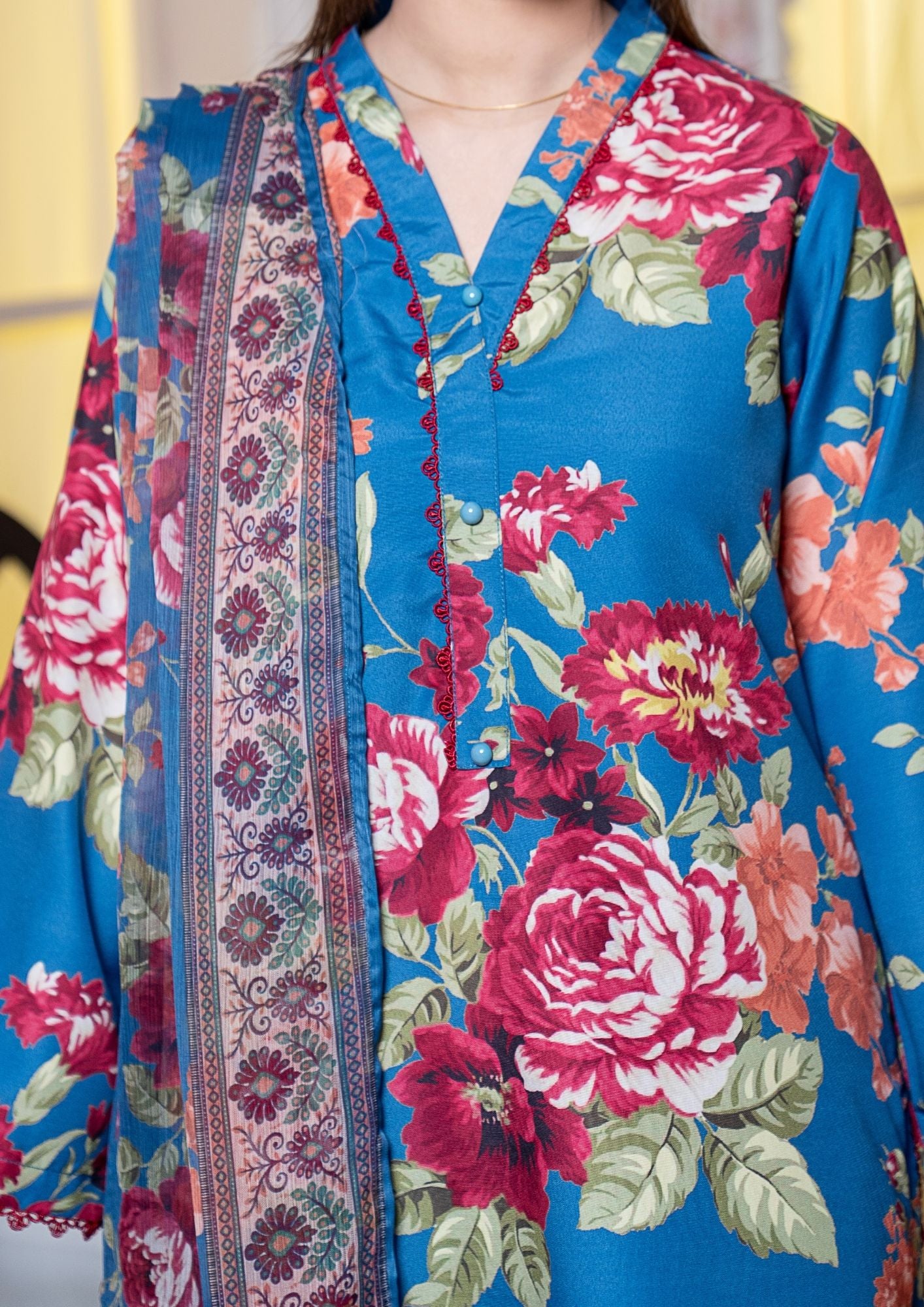 arabic lawn Kurta Set in Royal blue