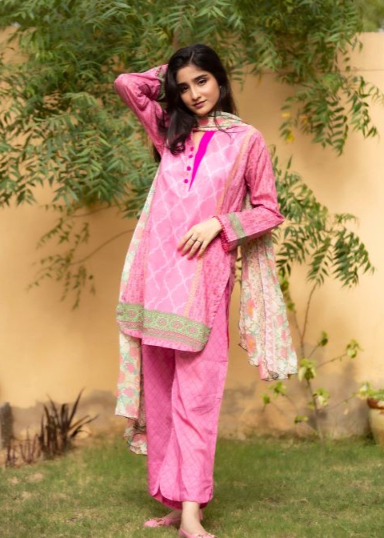 lawn Unstitched in Bubblegum pink